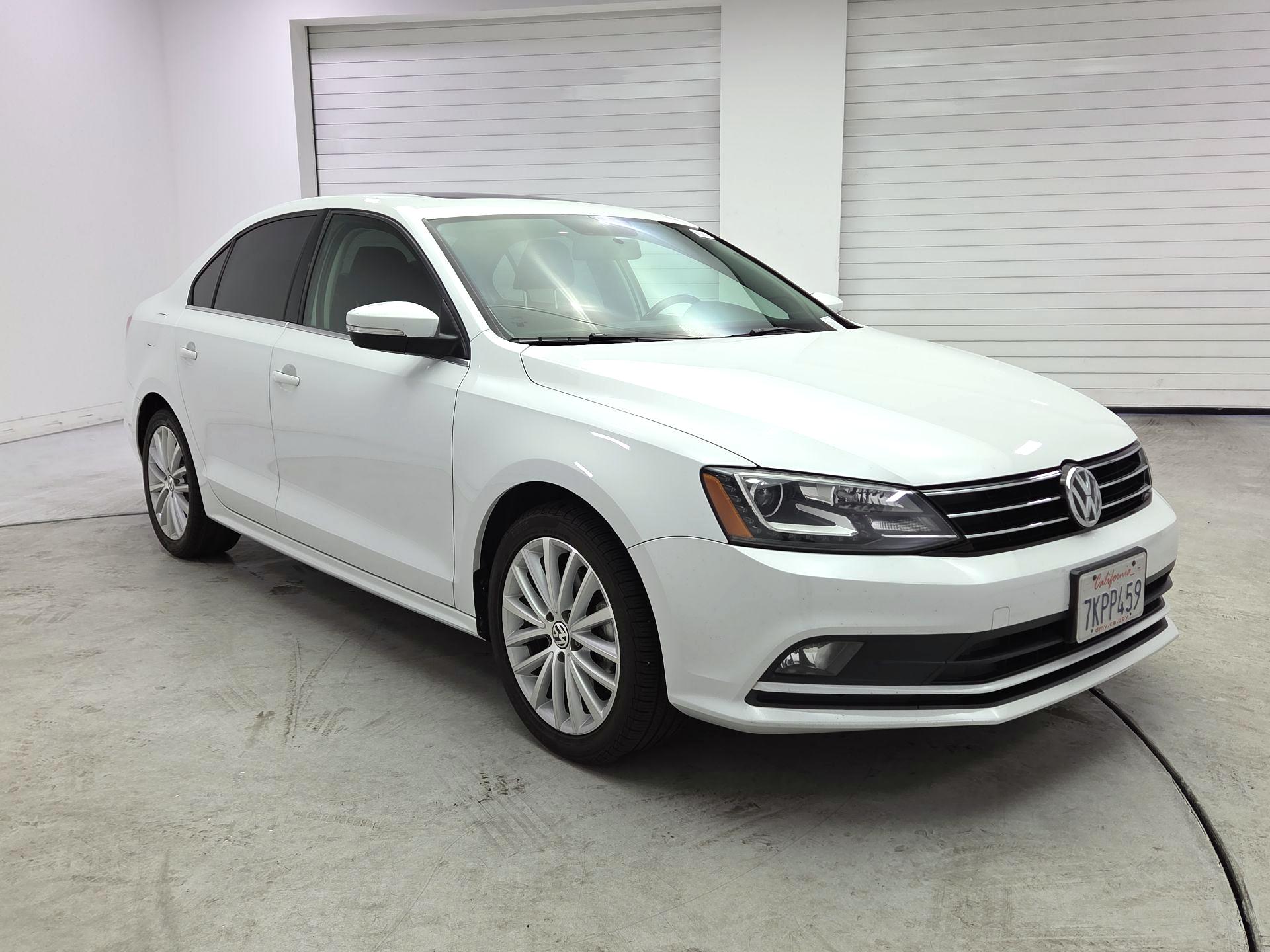 Thumbnail: 2015 Volkswagen Jetta - 1