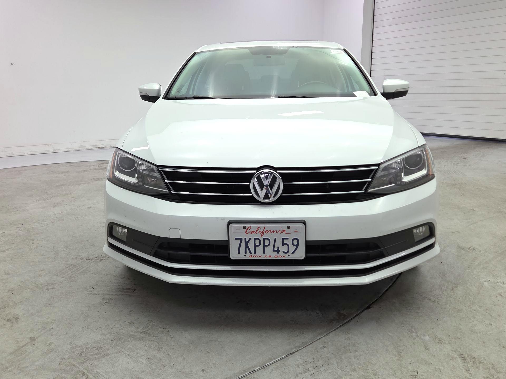 Thumbnail: 2015 Volkswagen Jetta - 2