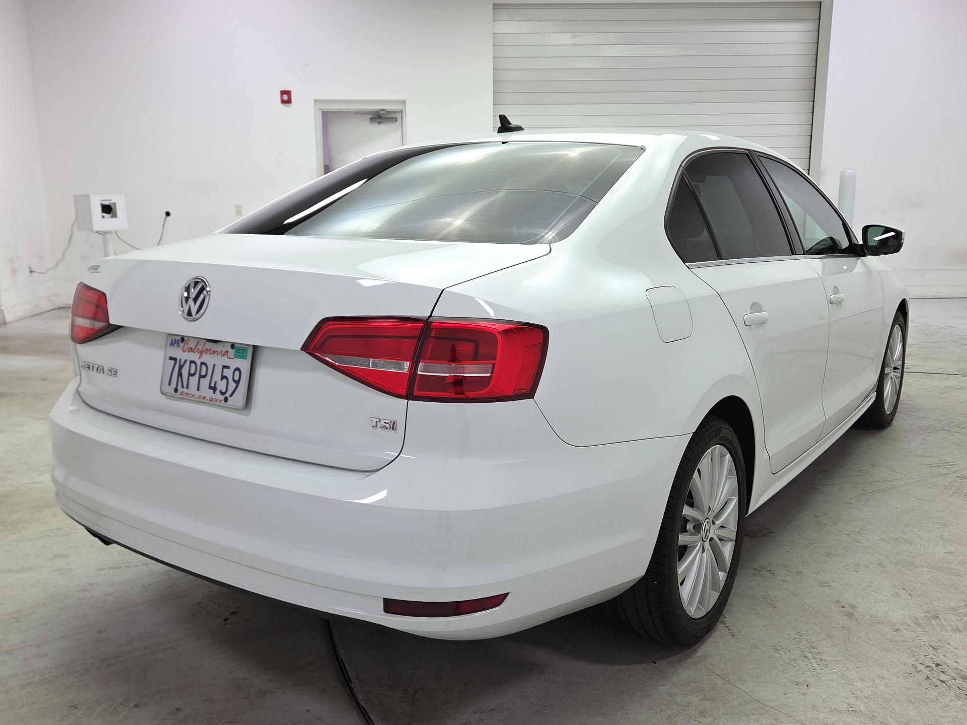 Thumbnail: 2015 Volkswagen Jetta - 5