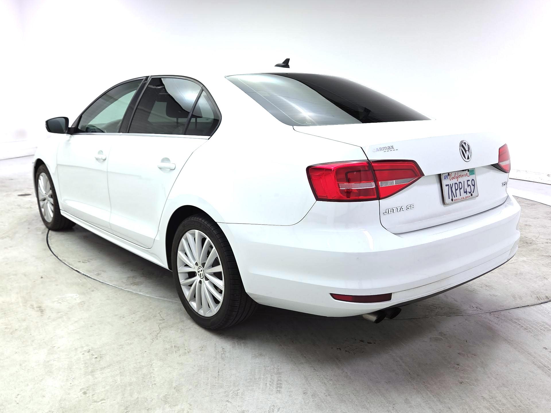Thumbnail: 2015 Volkswagen Jetta - 7