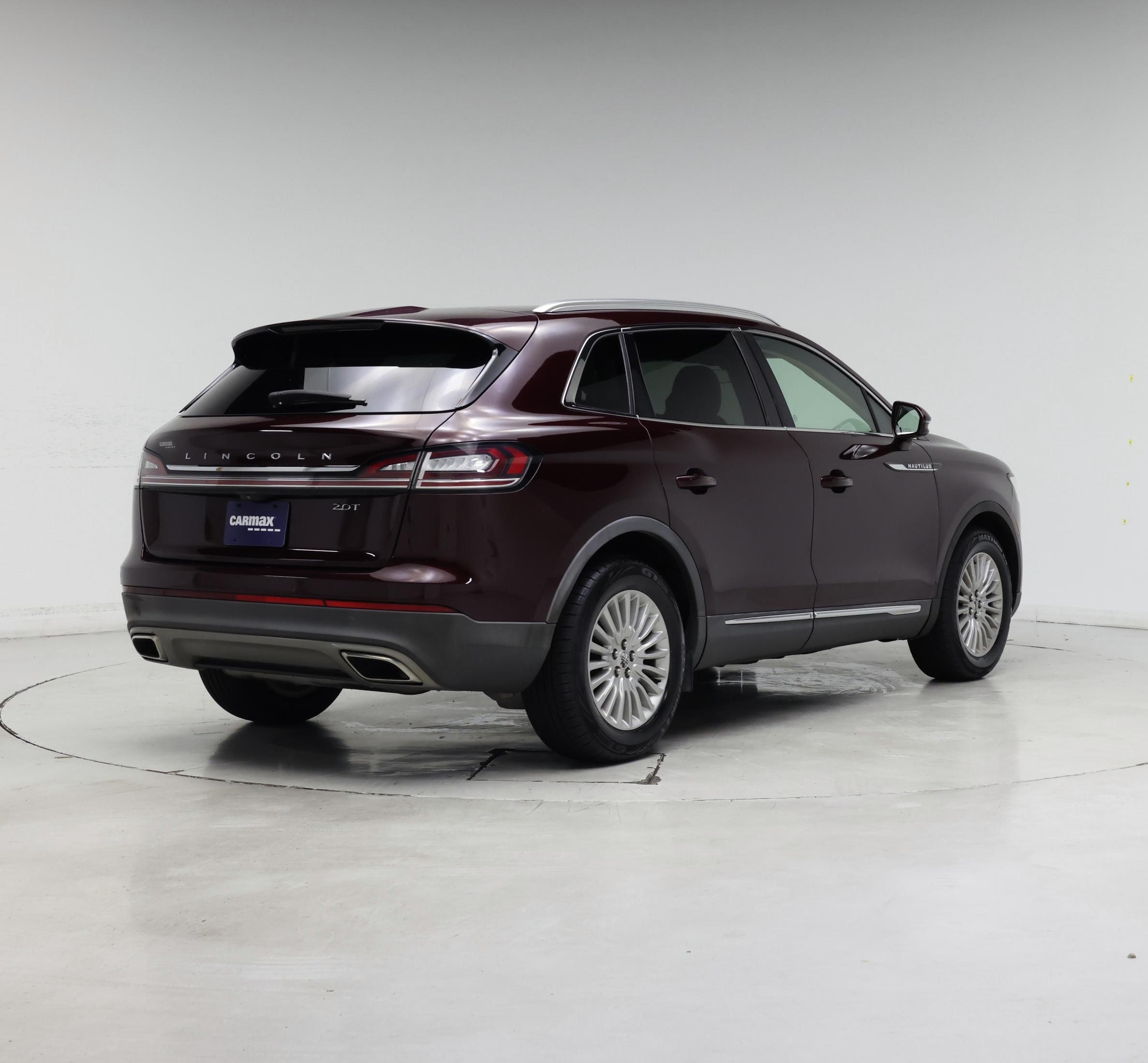 Thumbnail: 2019 Lincoln Nautilus - 8