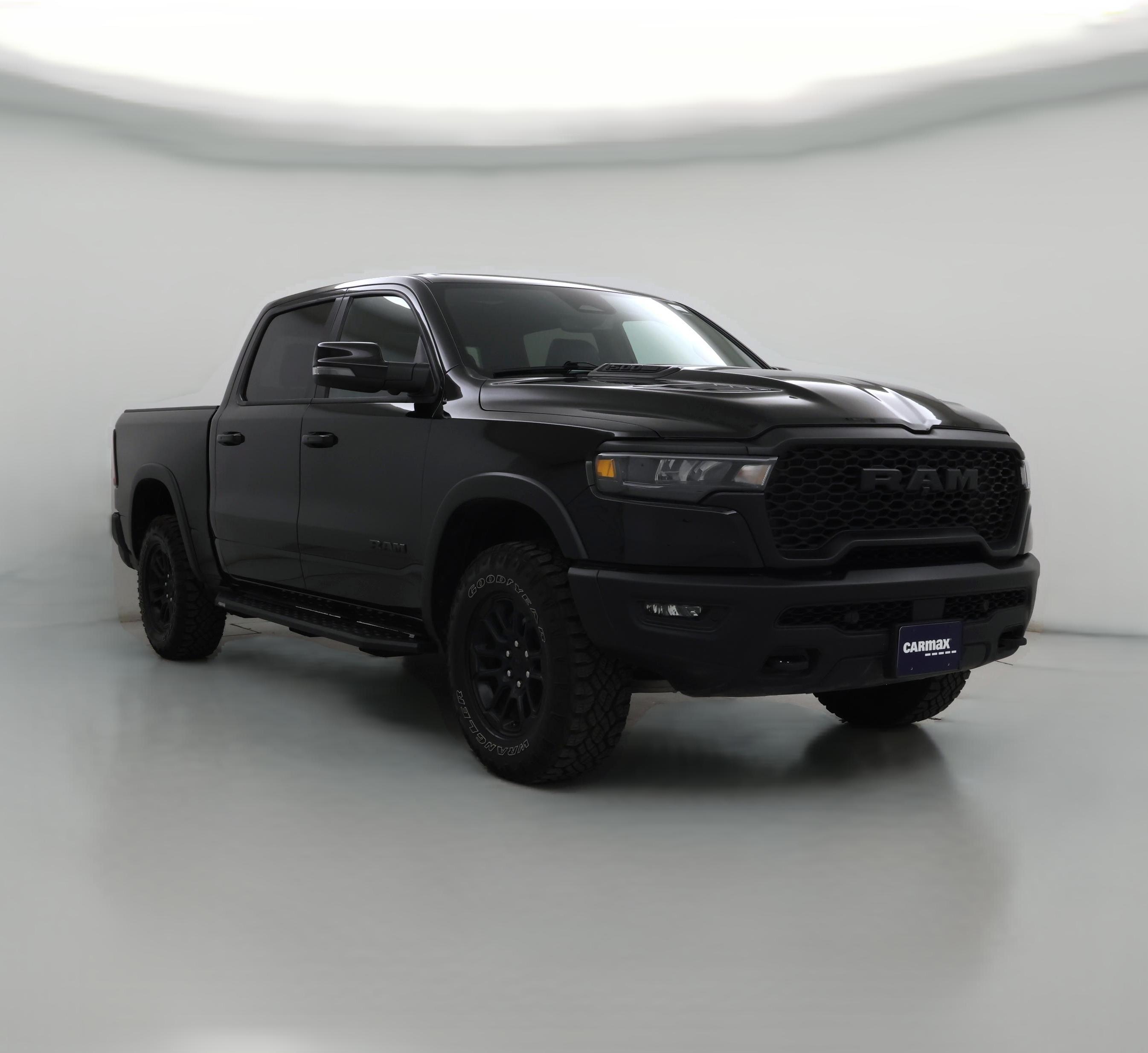 Thumbnail: 2025 RAM 1500 - 1