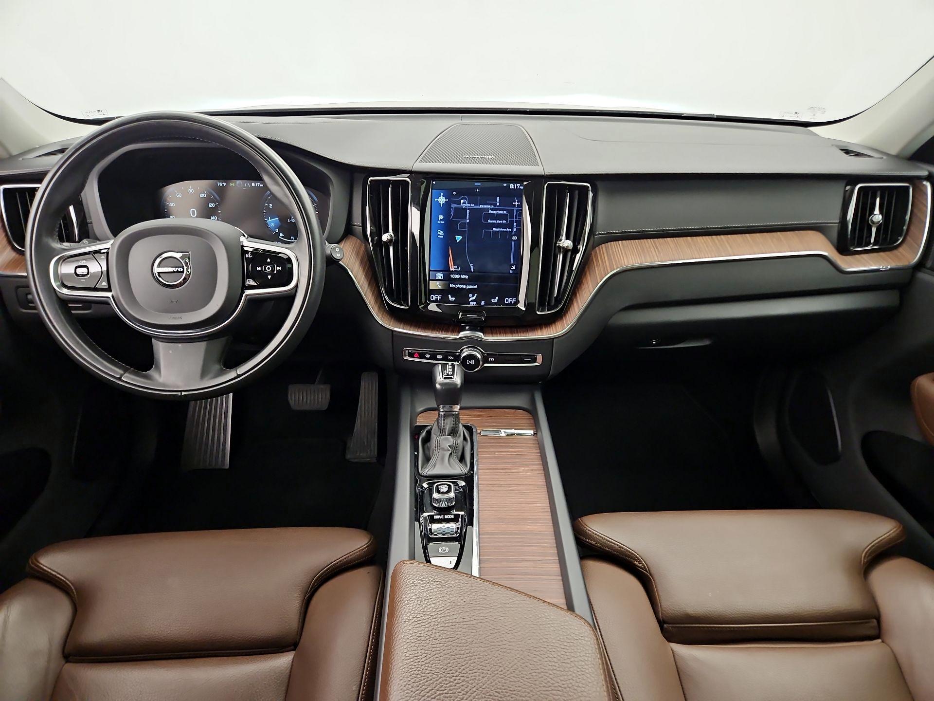 Thumbnail: 2019 Volvo XC60 - 9