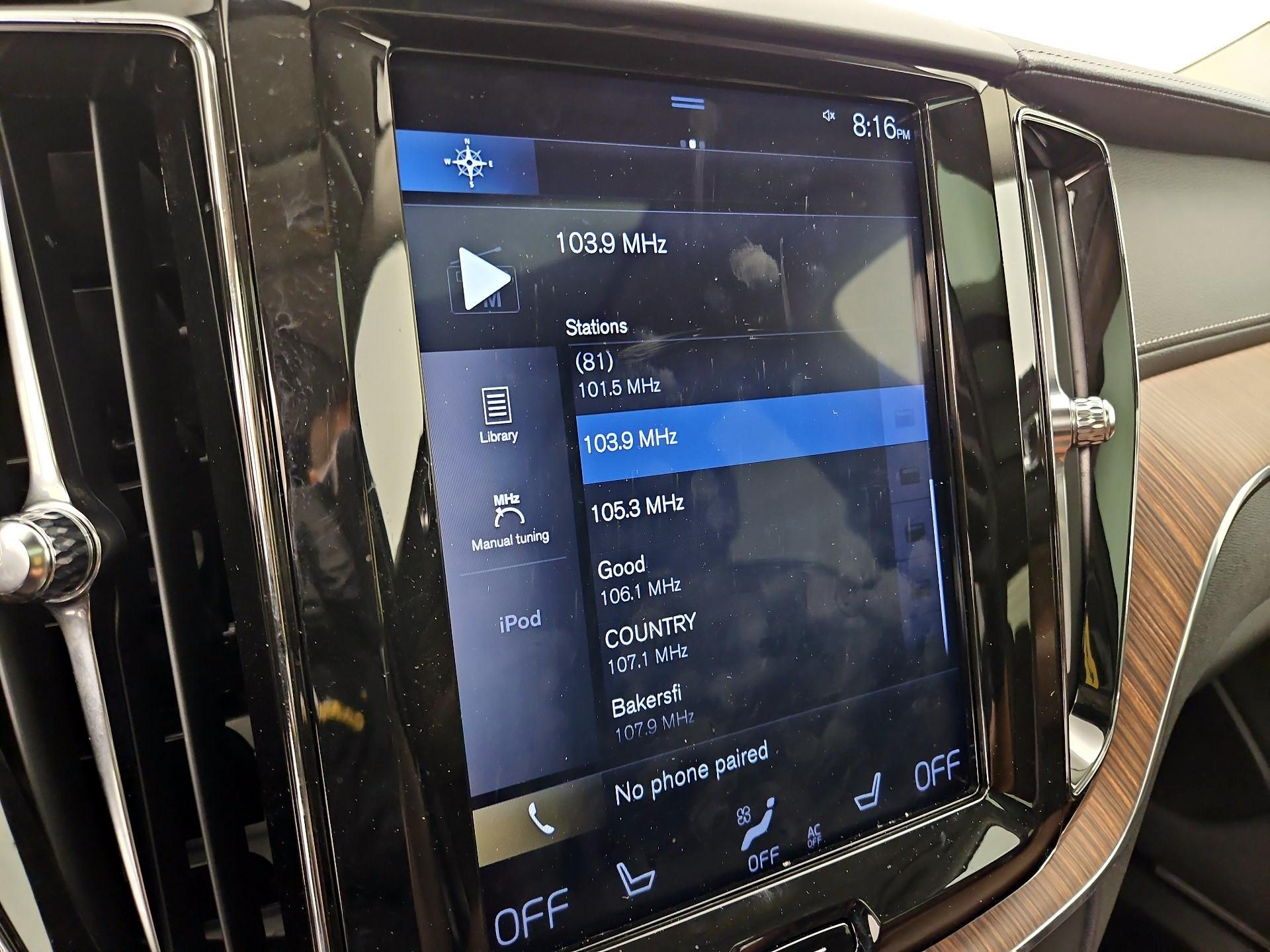 Thumbnail: 2019 Volvo XC60 - 16