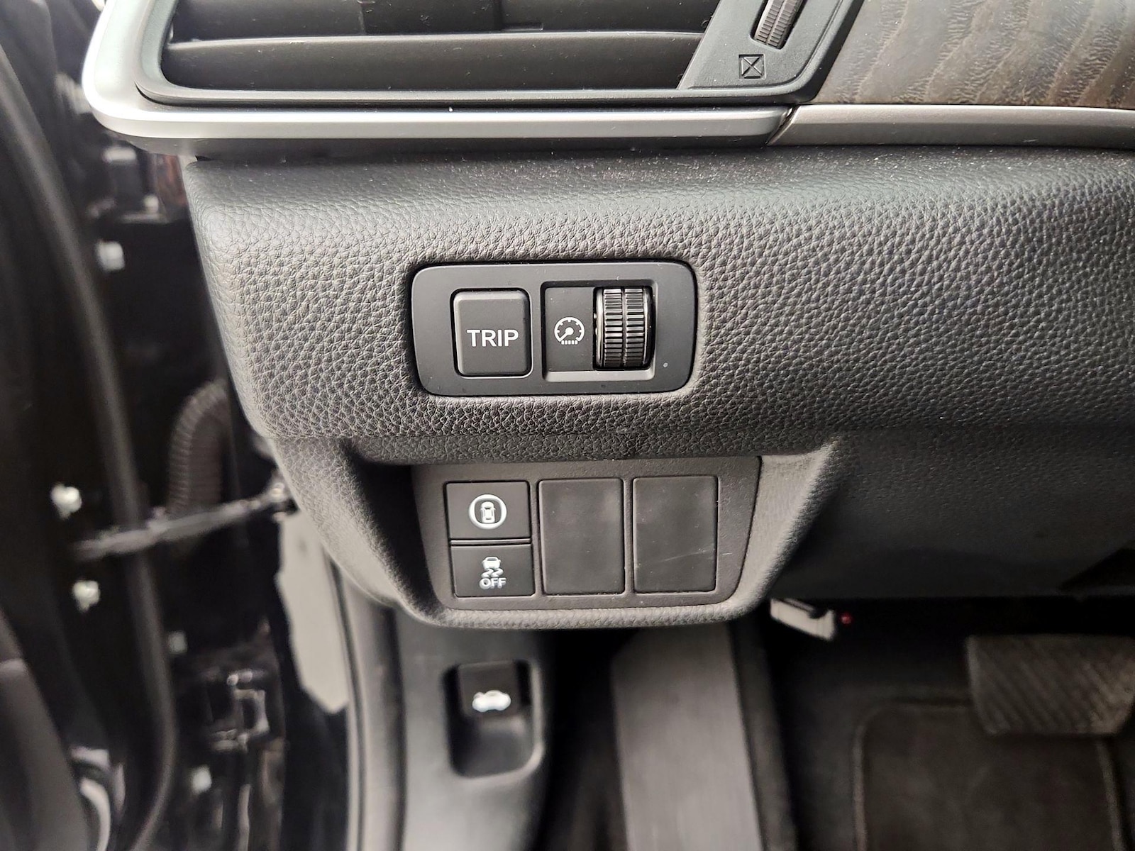 2020 Honda Accord Hybrid EX - Photo 14