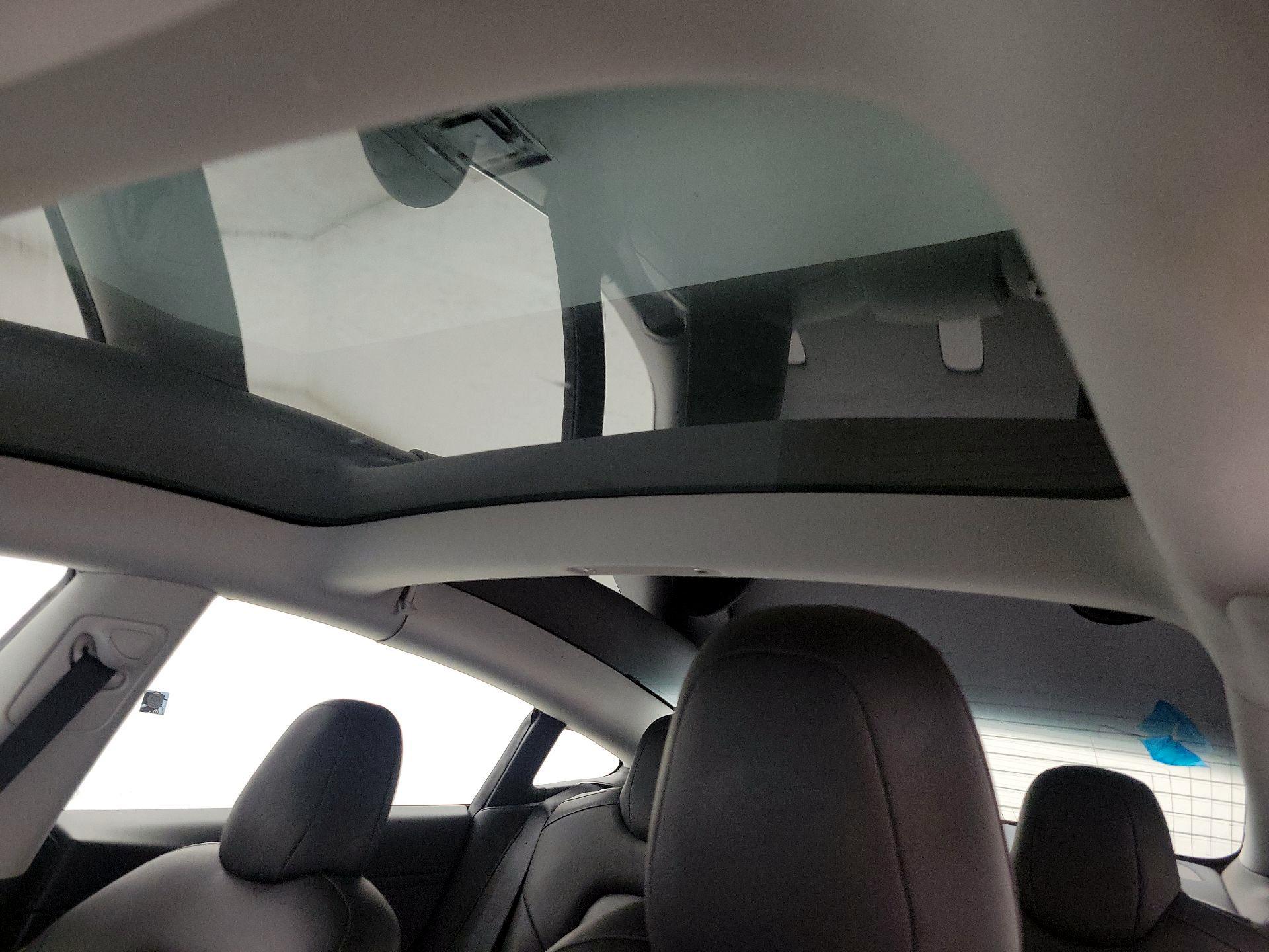 Thumbnail: 2020 Tesla Model 3 - 18
