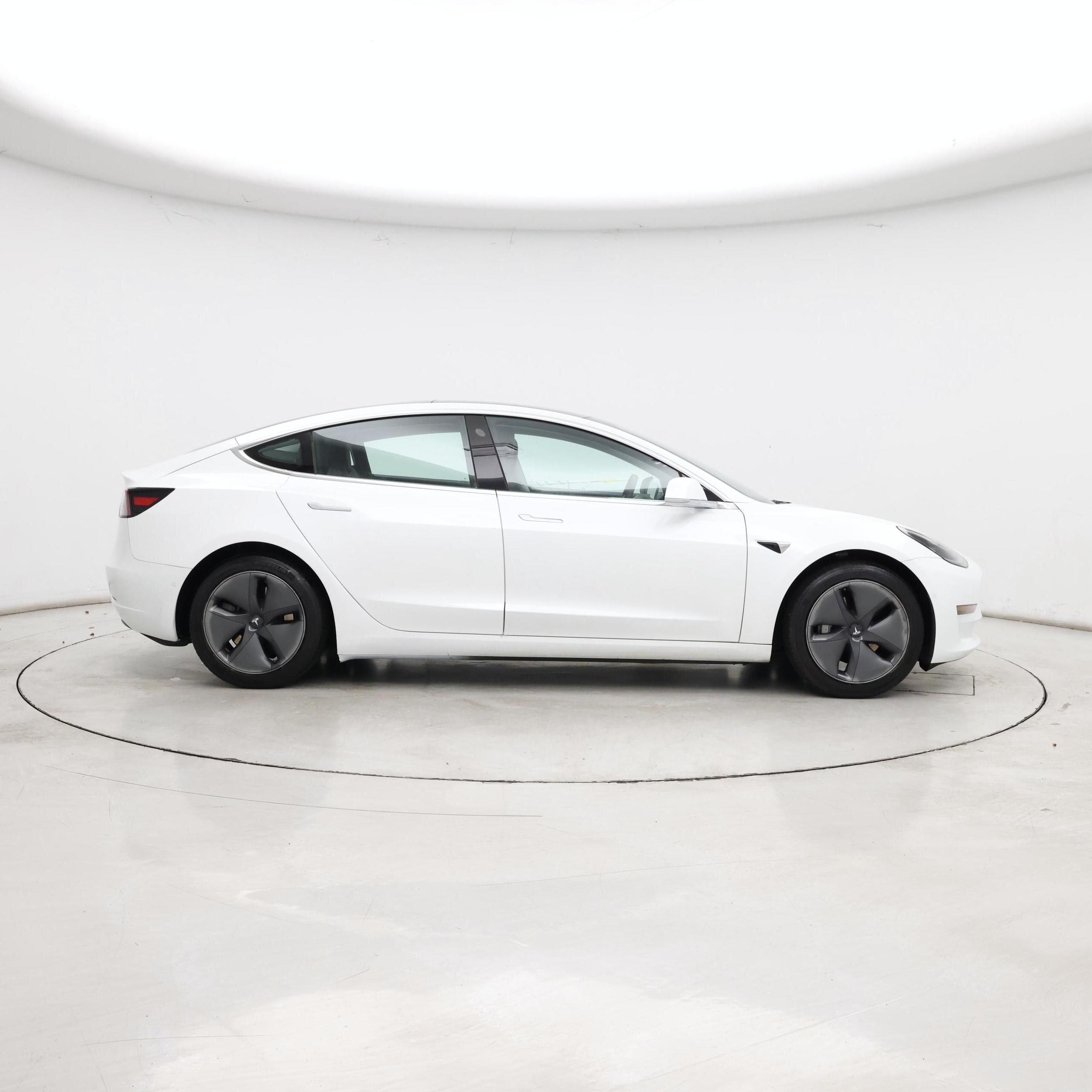 Thumbnail: 2020 Tesla Model 3 - 7