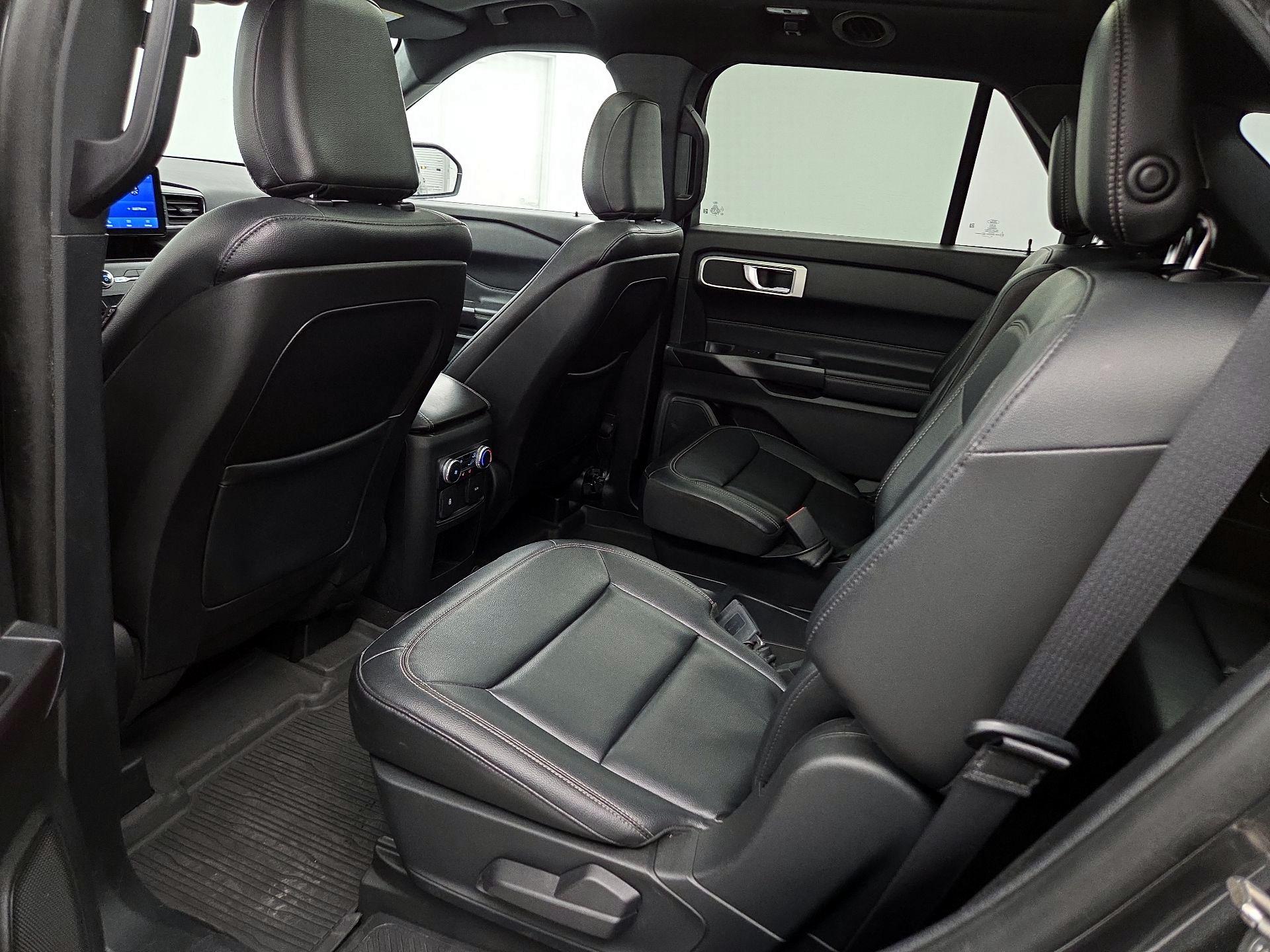 Thumbnail: 2020 Ford Explorer - 20