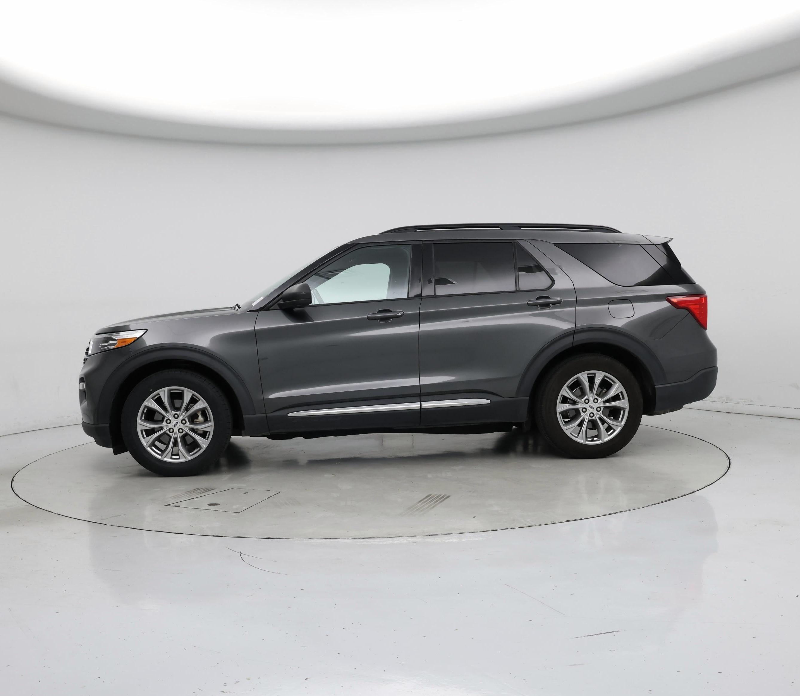 Thumbnail: 2020 Ford Explorer - 3