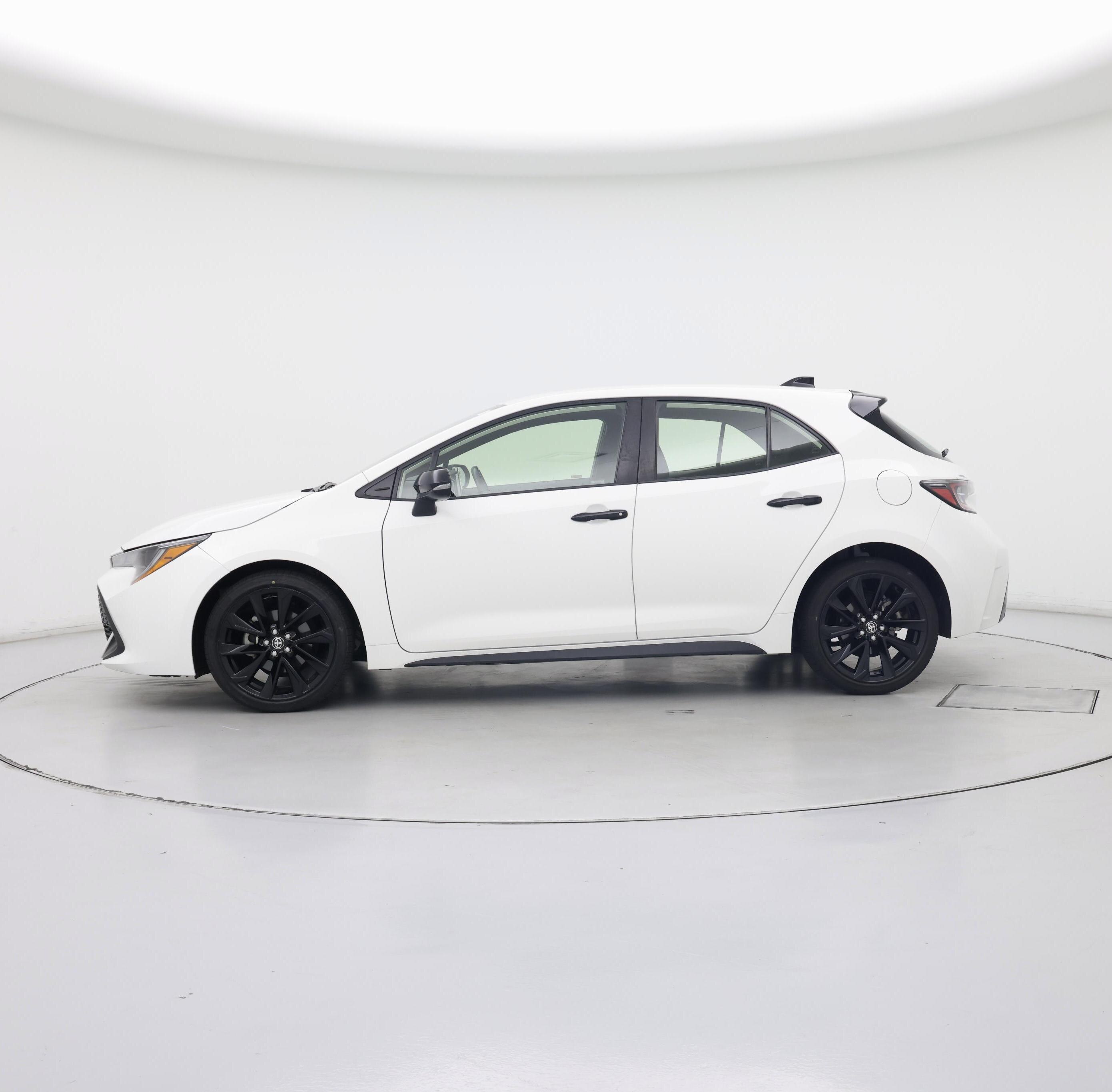 Thumbnail: 2022 Toyota Corolla - 3