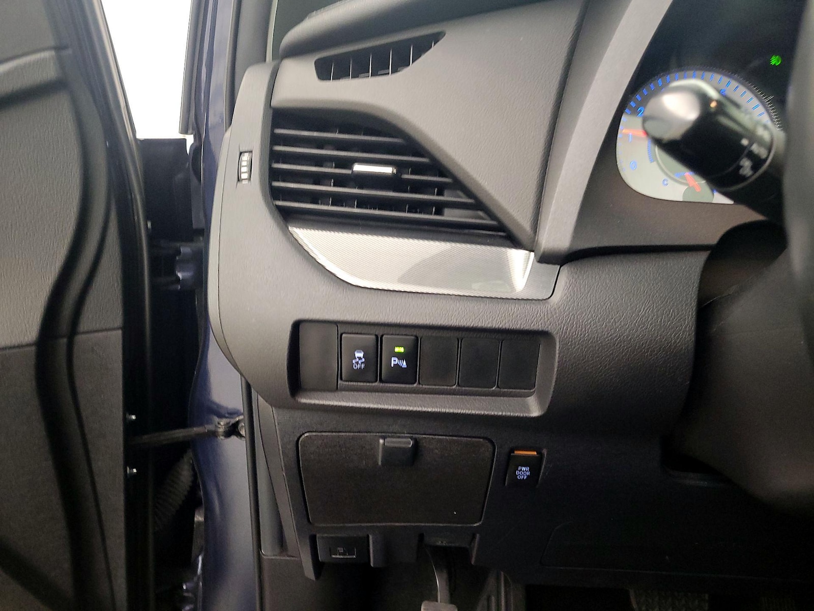 2019 Toyota Sienna SE - Photo 14