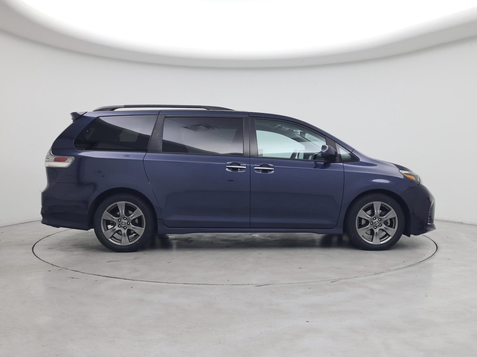 2019 Toyota Sienna SE - Photo 8