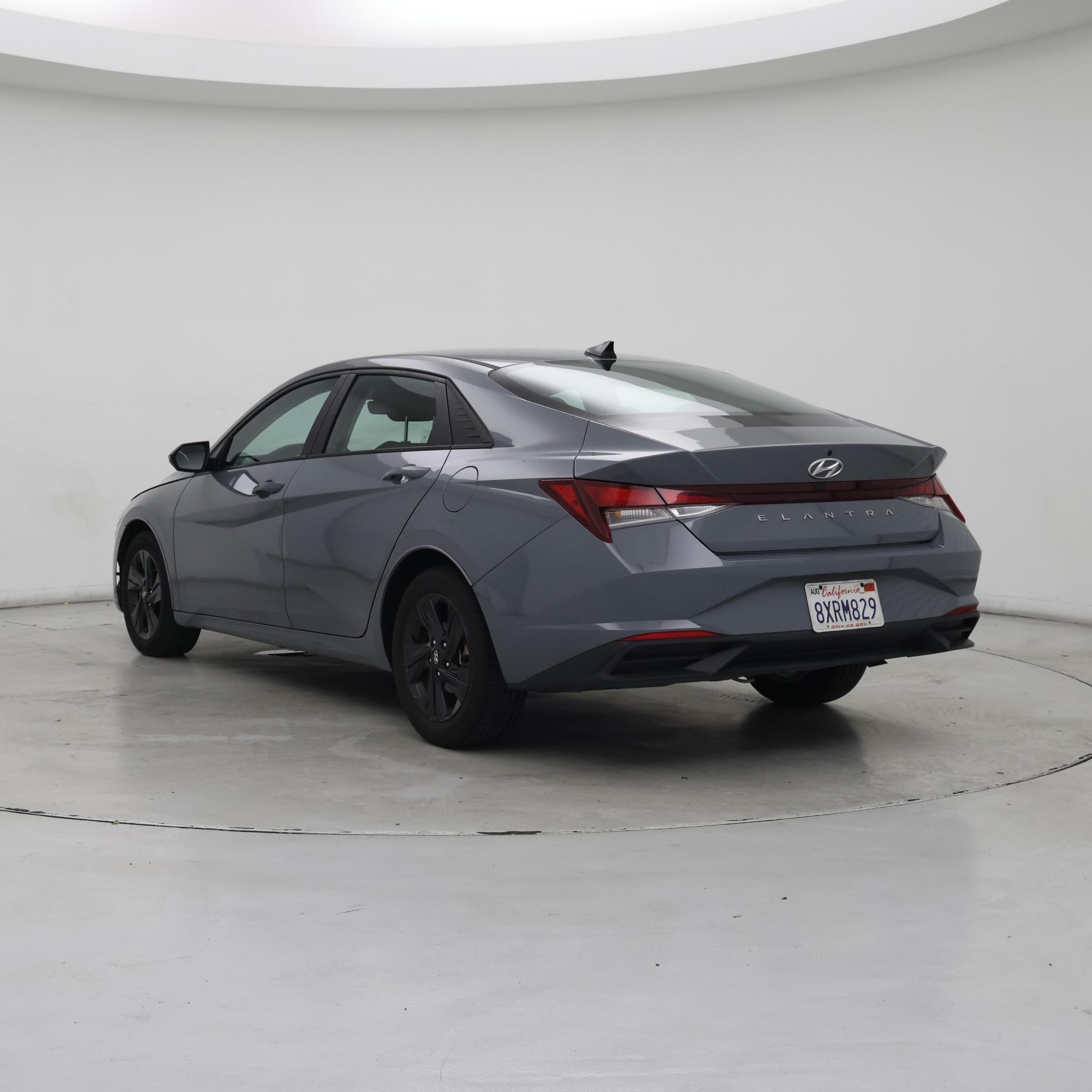 Thumbnail: 2022 Hyundai Elantra - 2