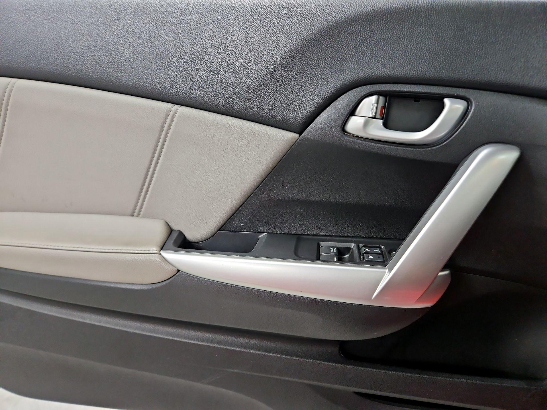 Thumbnail: 2015 Honda Civic - 12