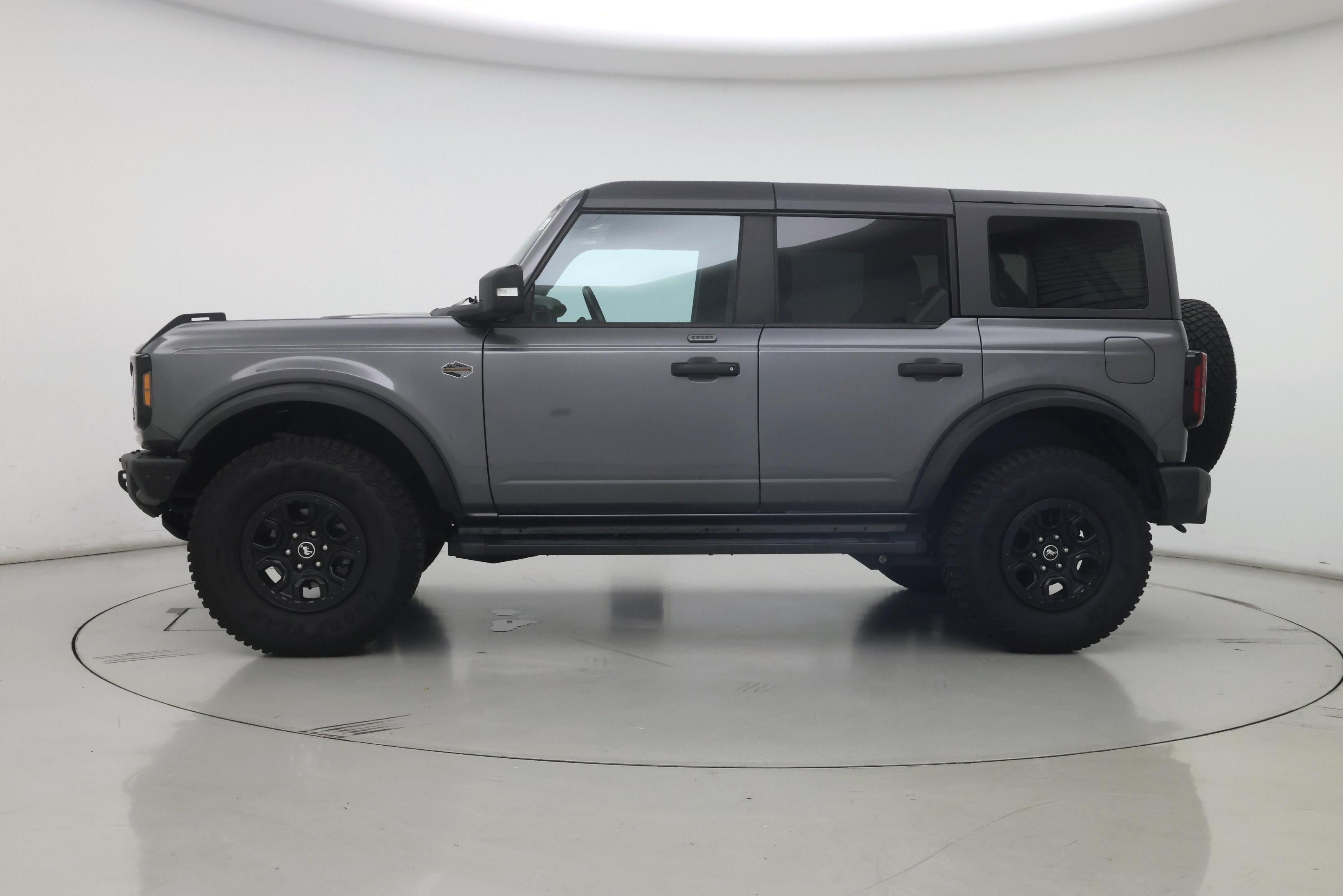 Thumbnail: 2022 Ford Bronco - 3
