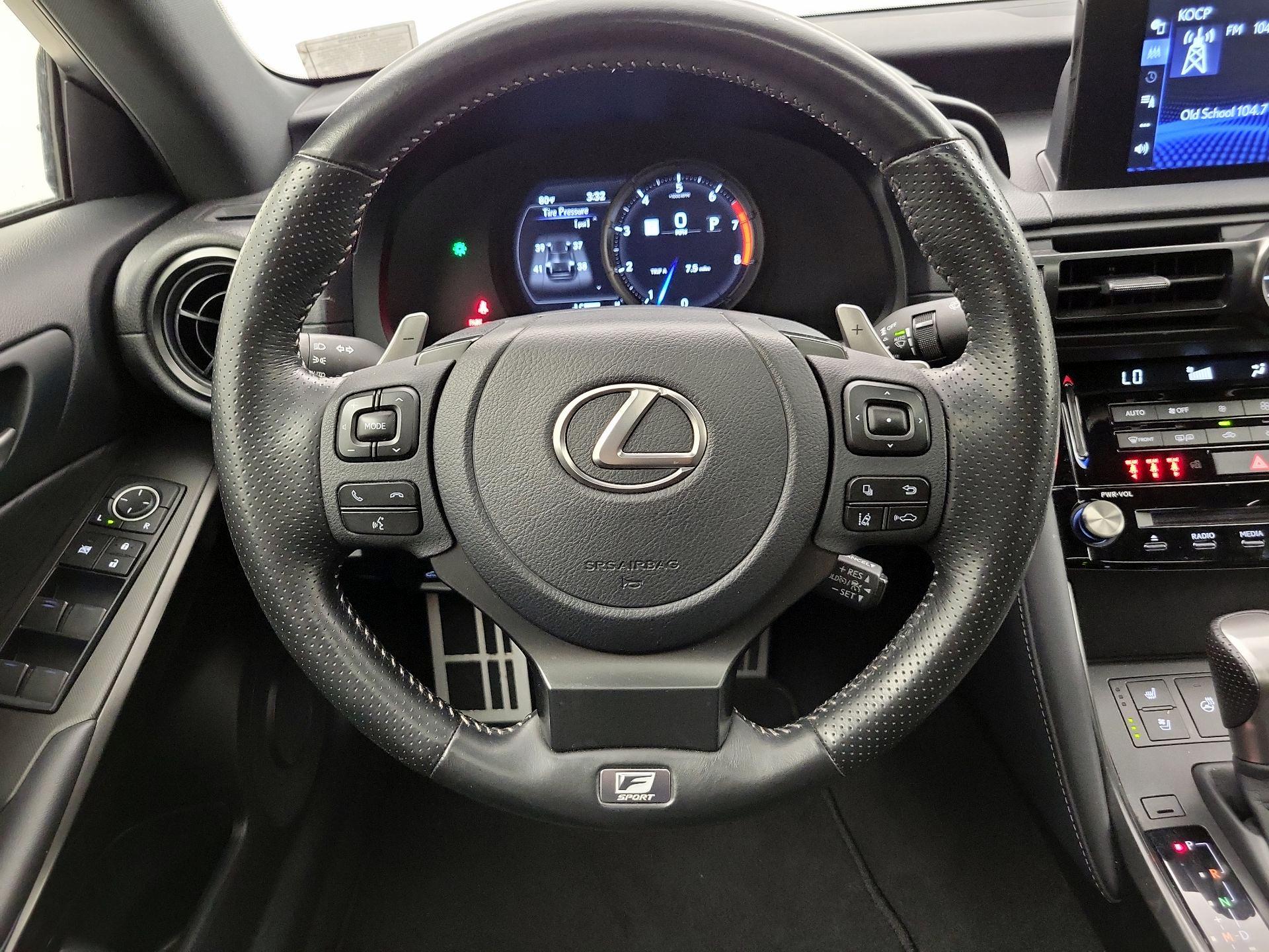 Thumbnail: 2024 Lexus IS - 10