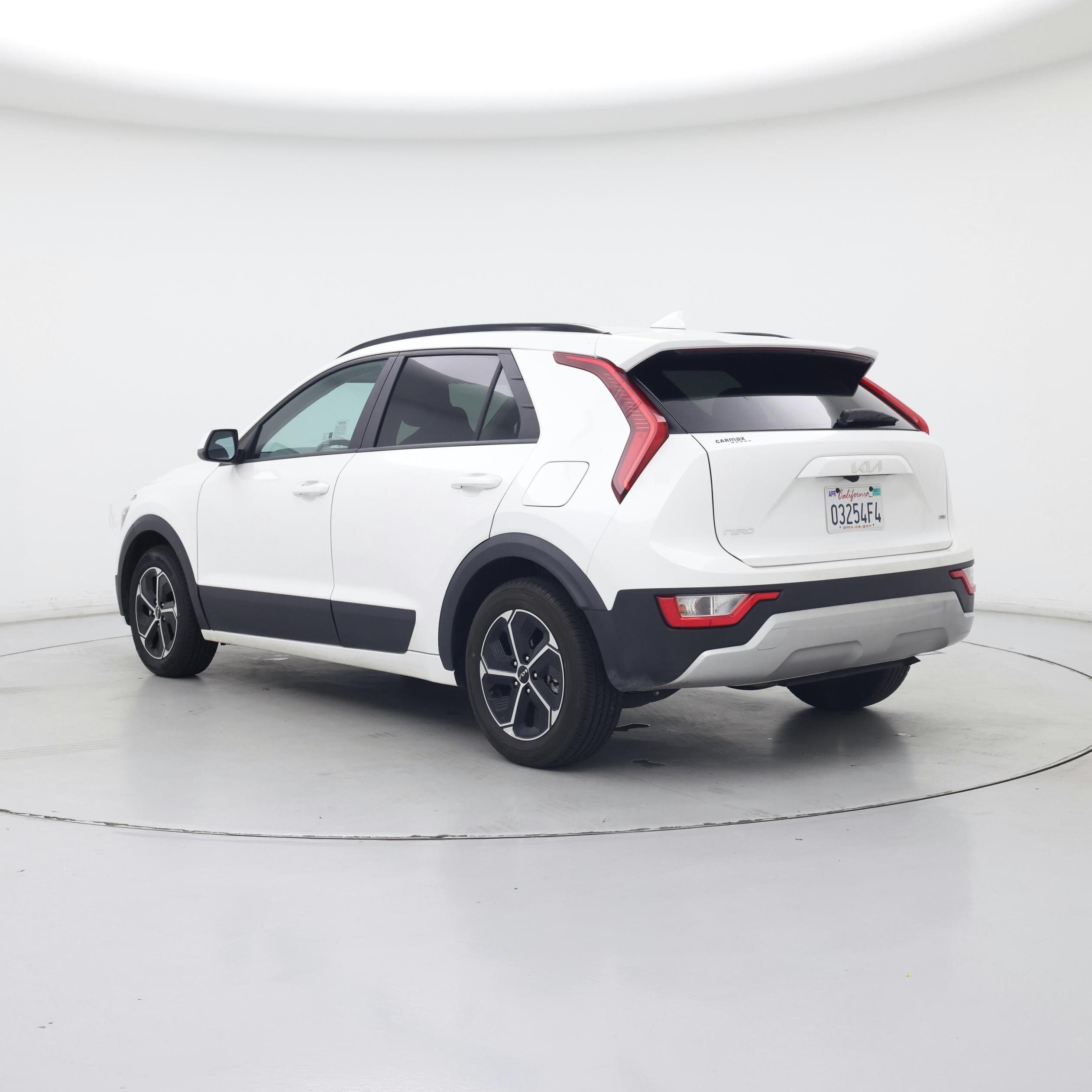 Thumbnail: 2025 Kia Niro - 2