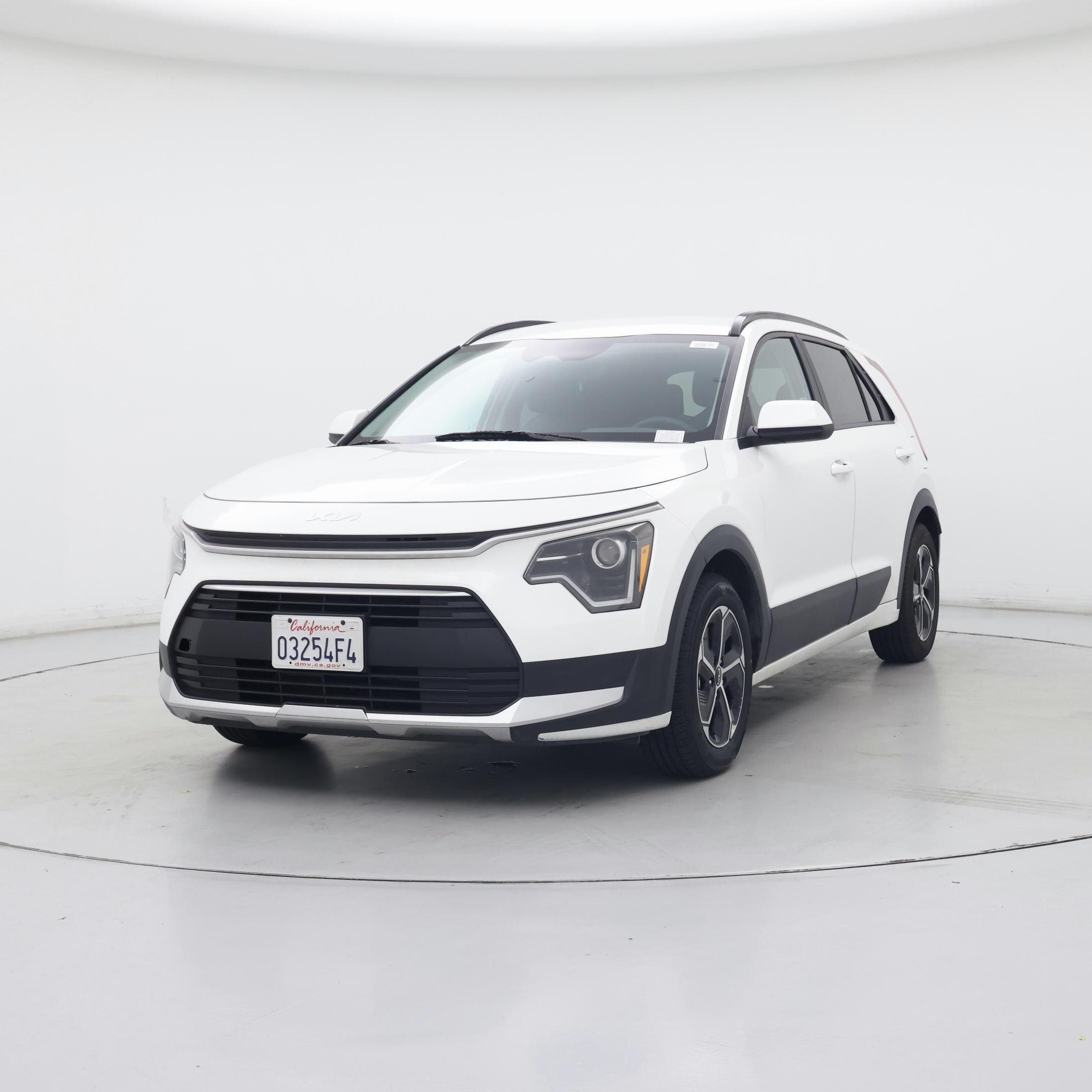 Thumbnail: 2025 Kia Niro - 4