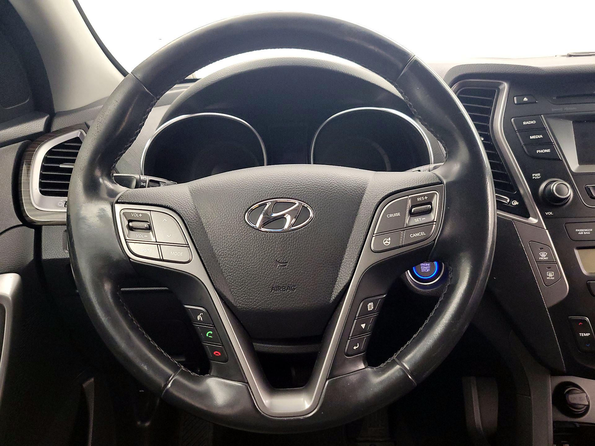 Thumbnail: 2014 Hyundai Santa Fe - 10