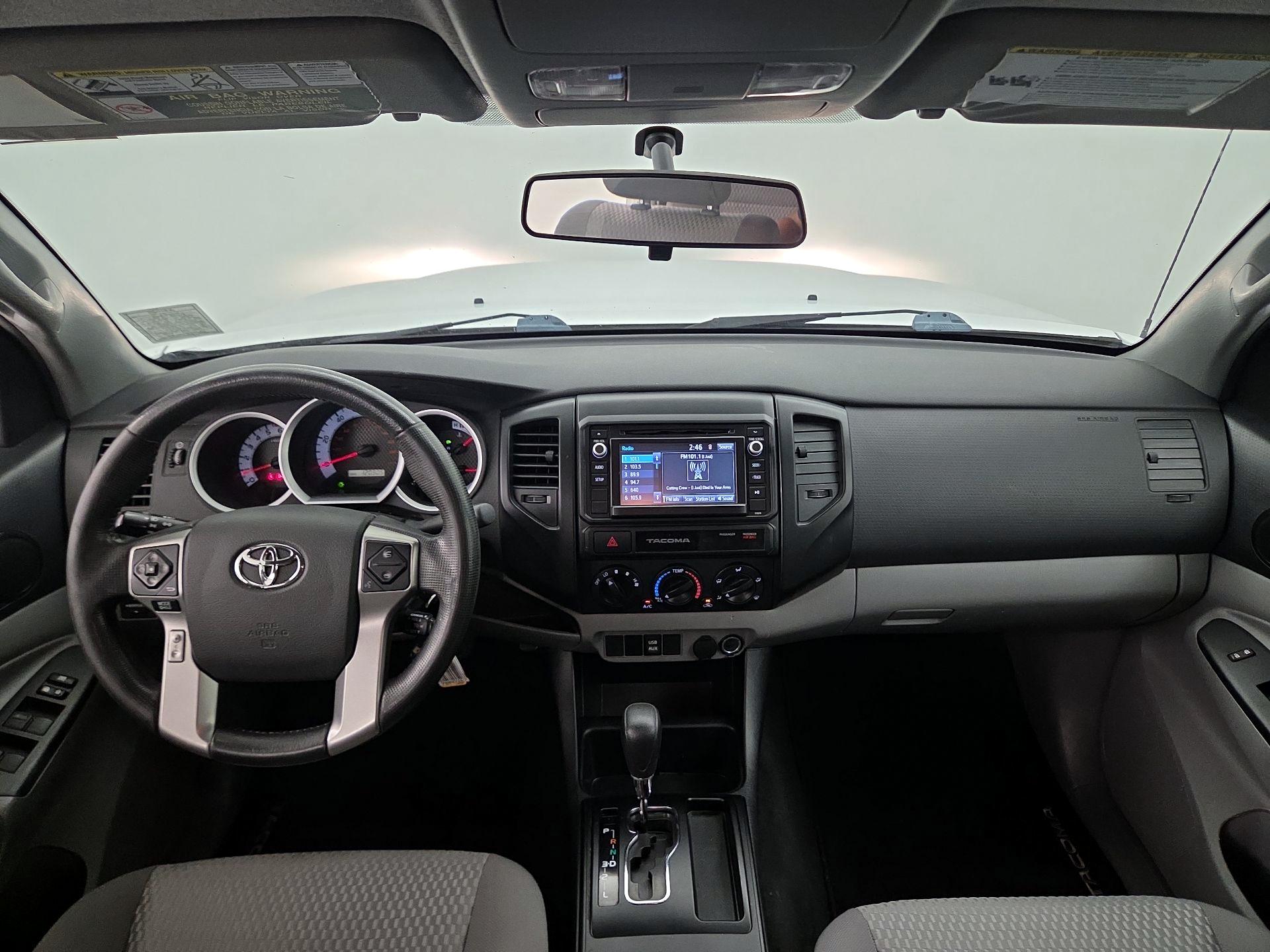 Thumbnail: 2015 Toyota Tacoma - 9