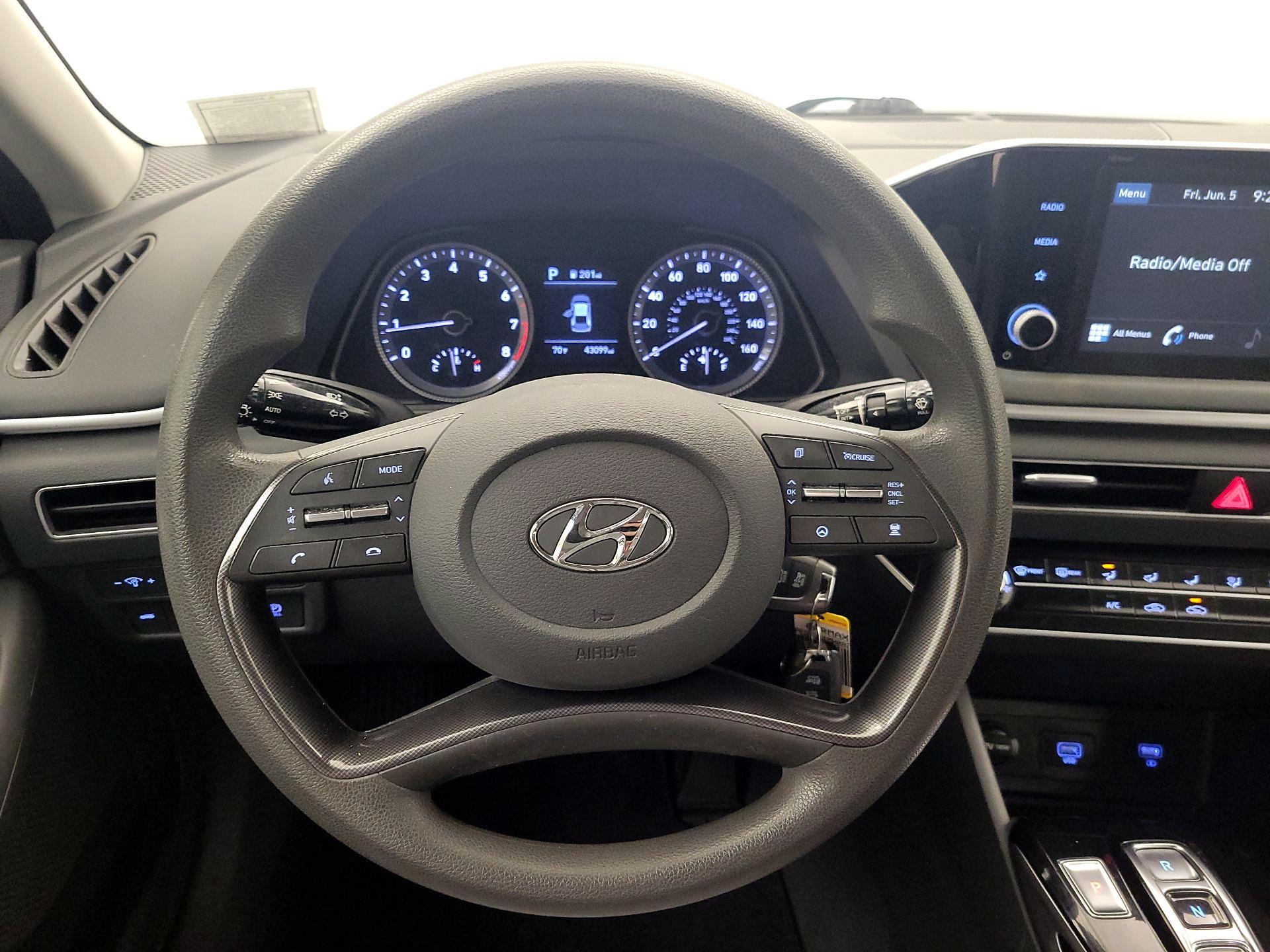 Thumbnail: 2021 Hyundai Sonata - 10