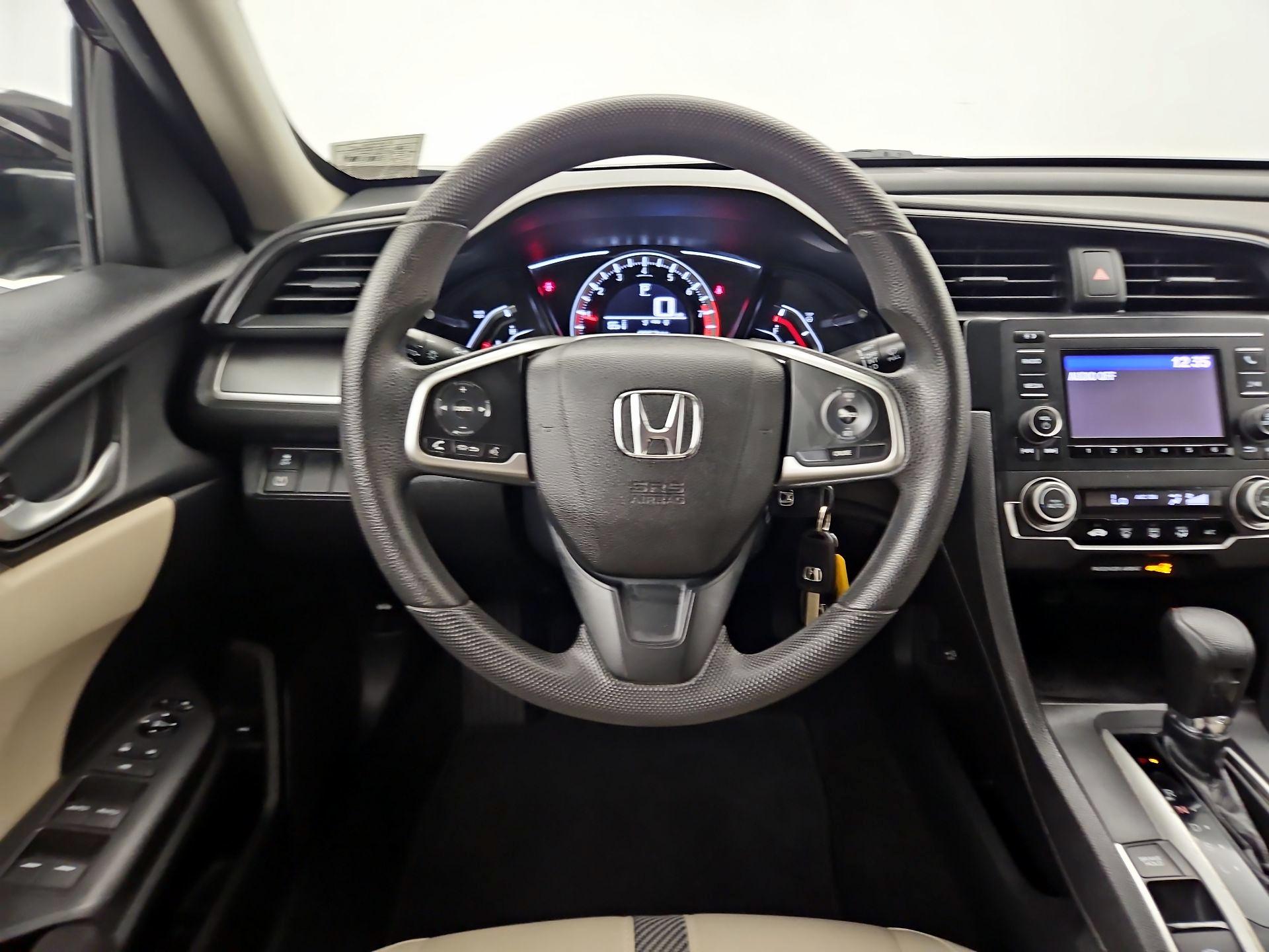 Thumbnail: 2017 Honda Civic - 10