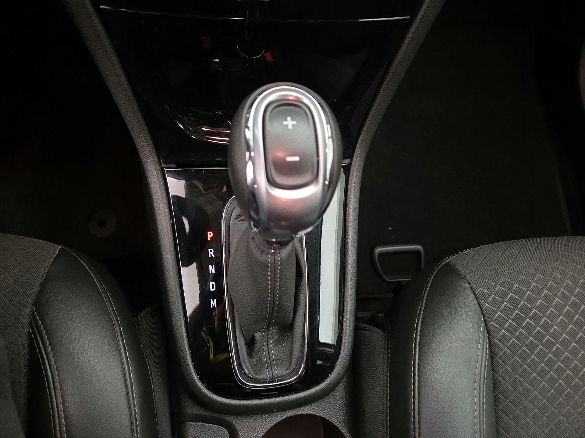 Thumbnail: 2018 Buick Encore - 16