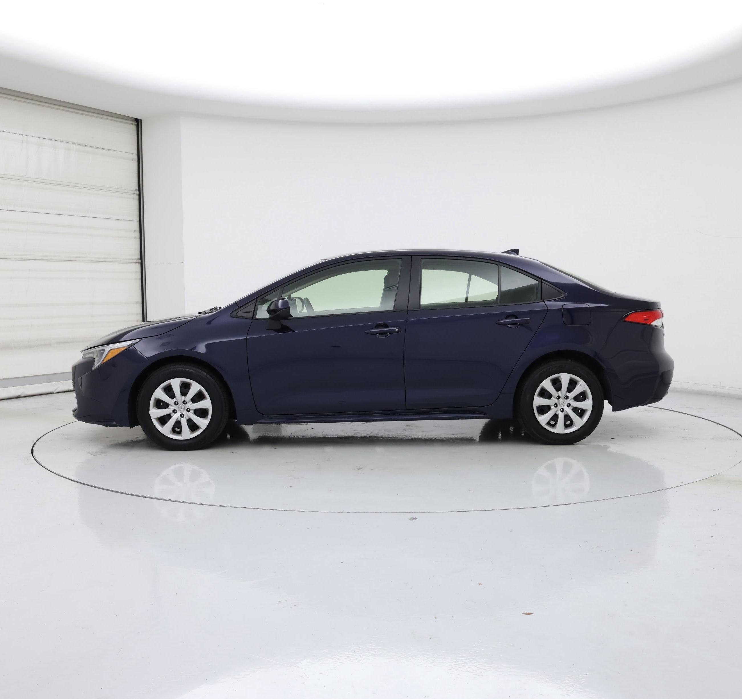 Thumbnail: 2025 Toyota Corolla - 3