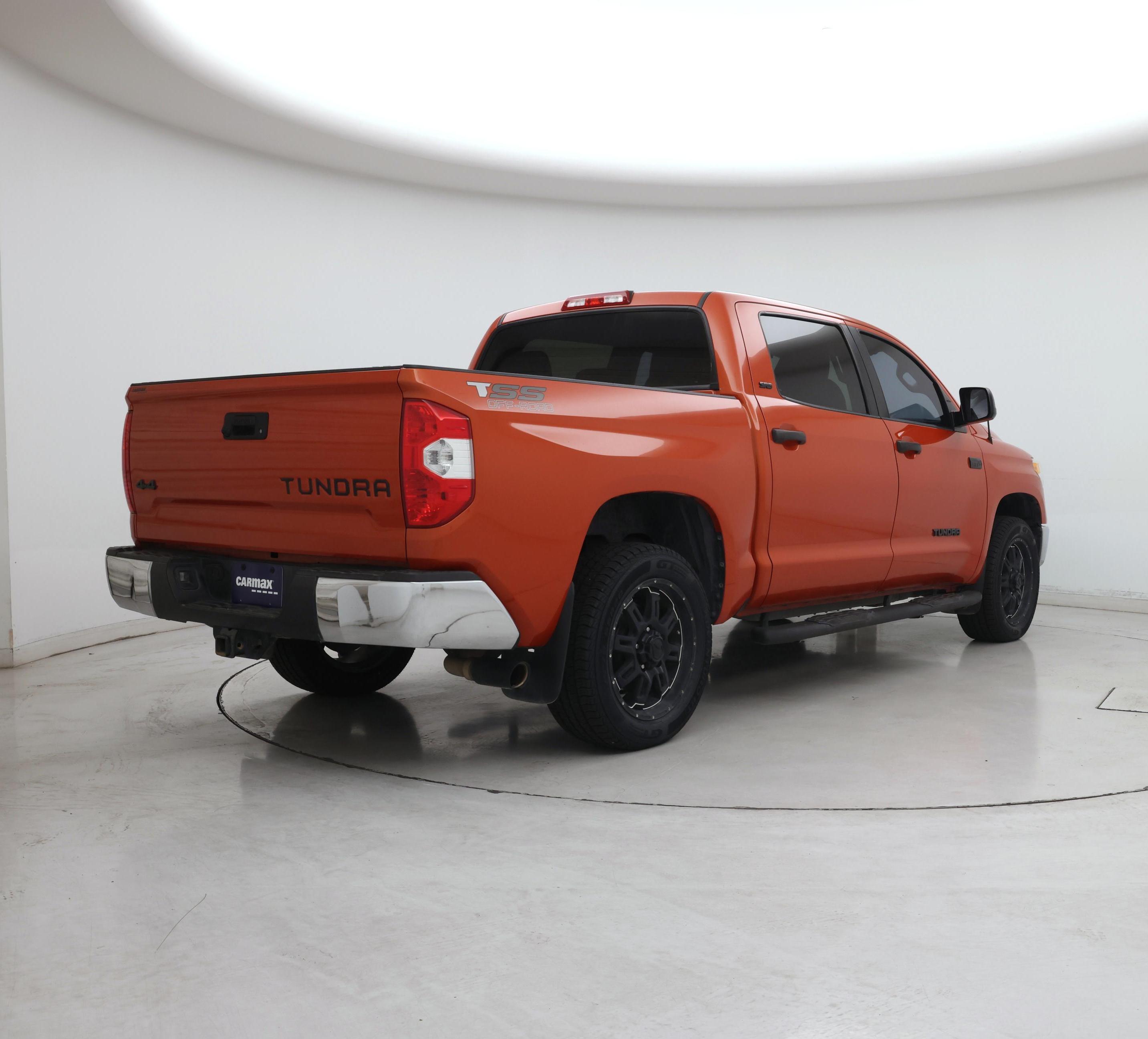 Thumbnail: 2017 Toyota Tundra - 8