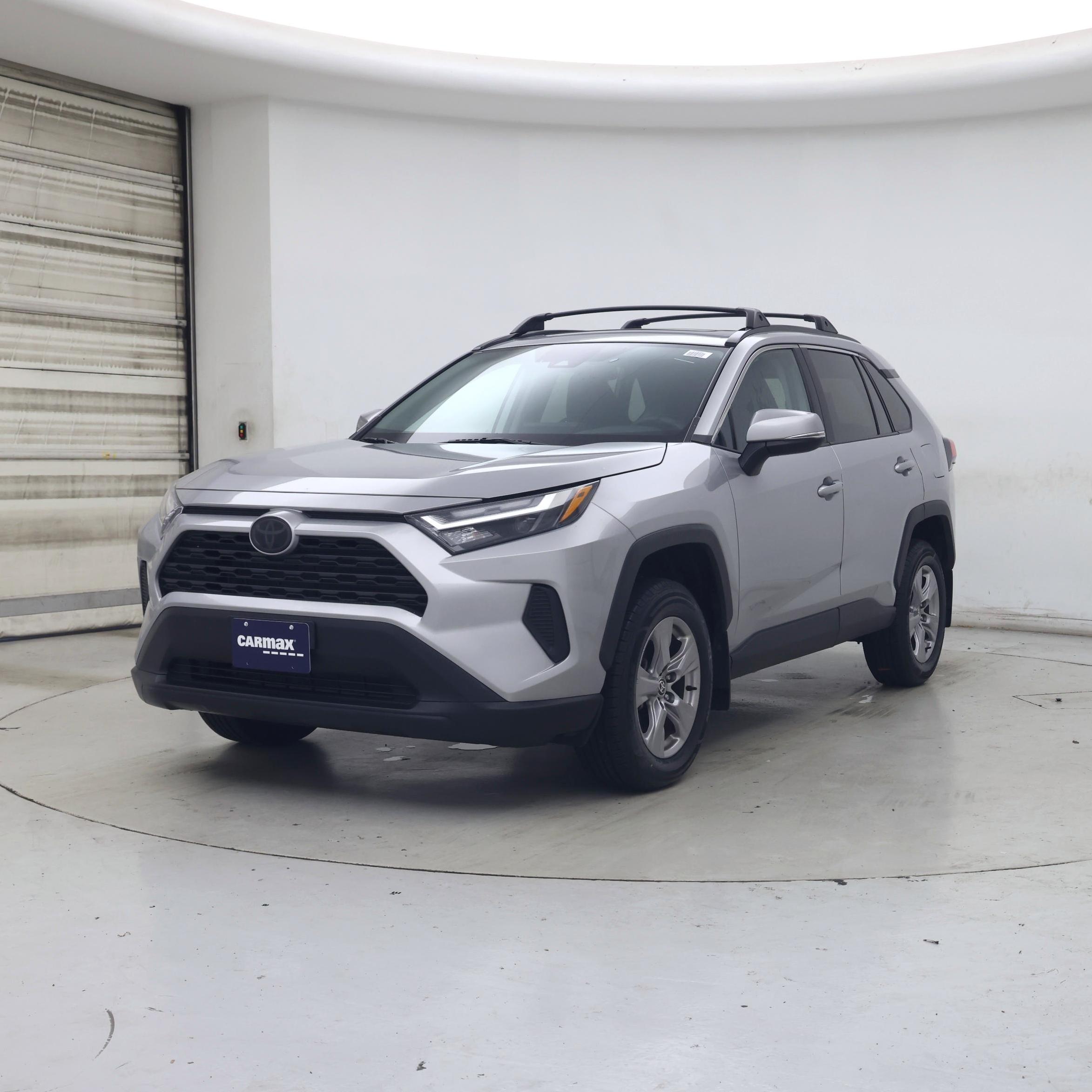 Thumbnail: 2022 Toyota RAV4 - 4