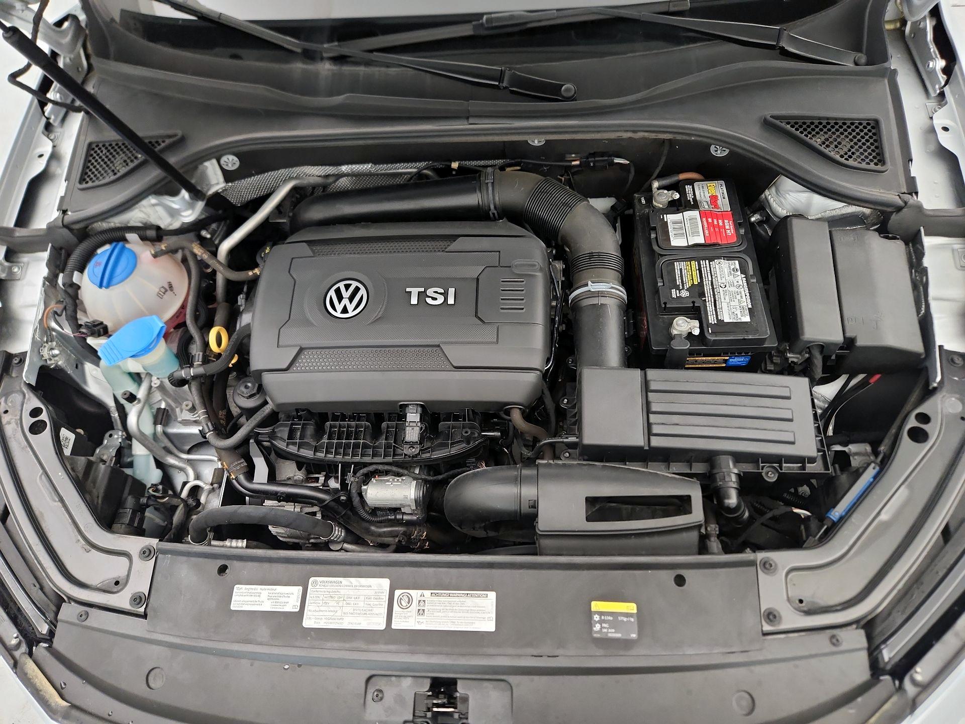 Thumbnail: 2017 Volkswagen Passat - 20