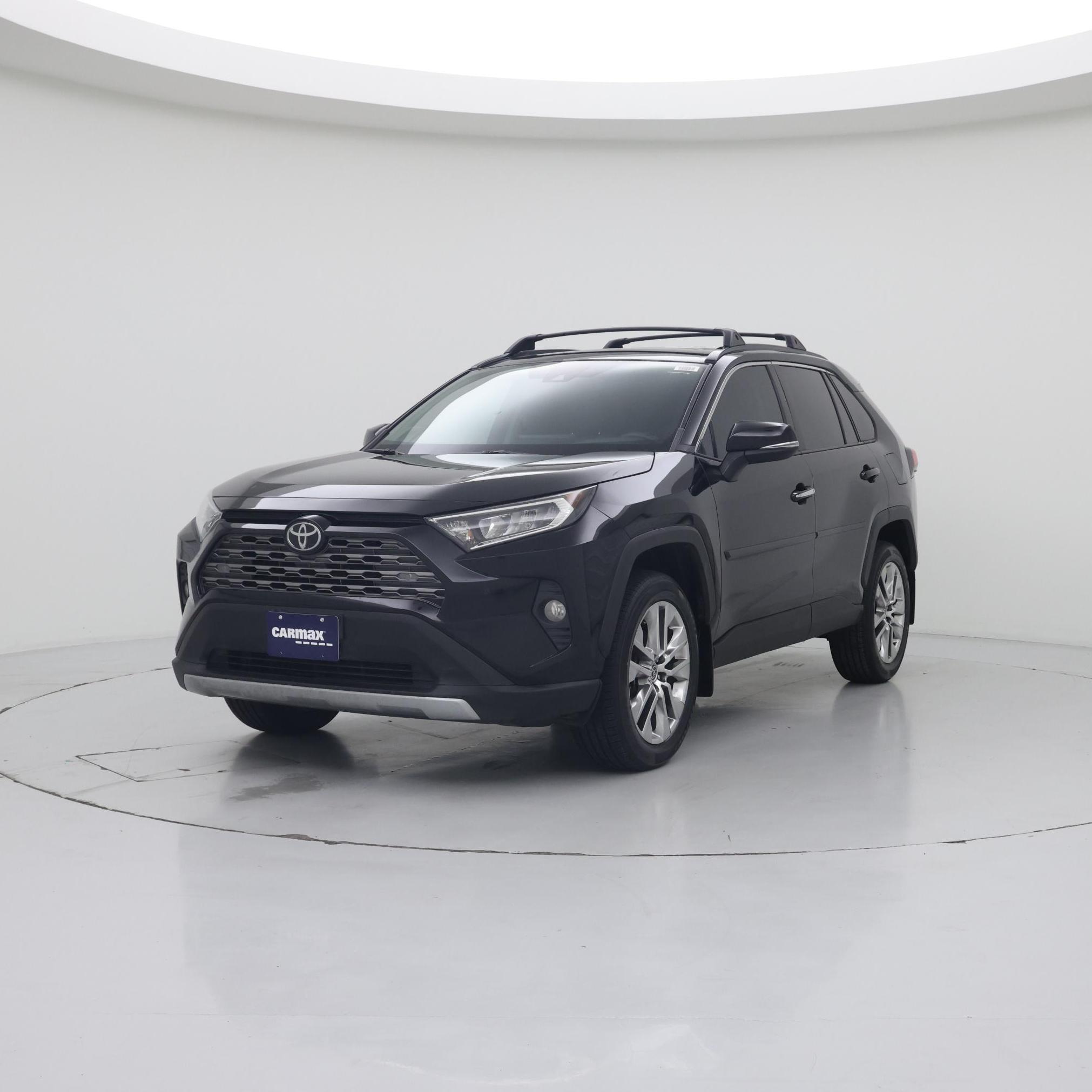 Thumbnail: 2021 Toyota RAV4 - 4