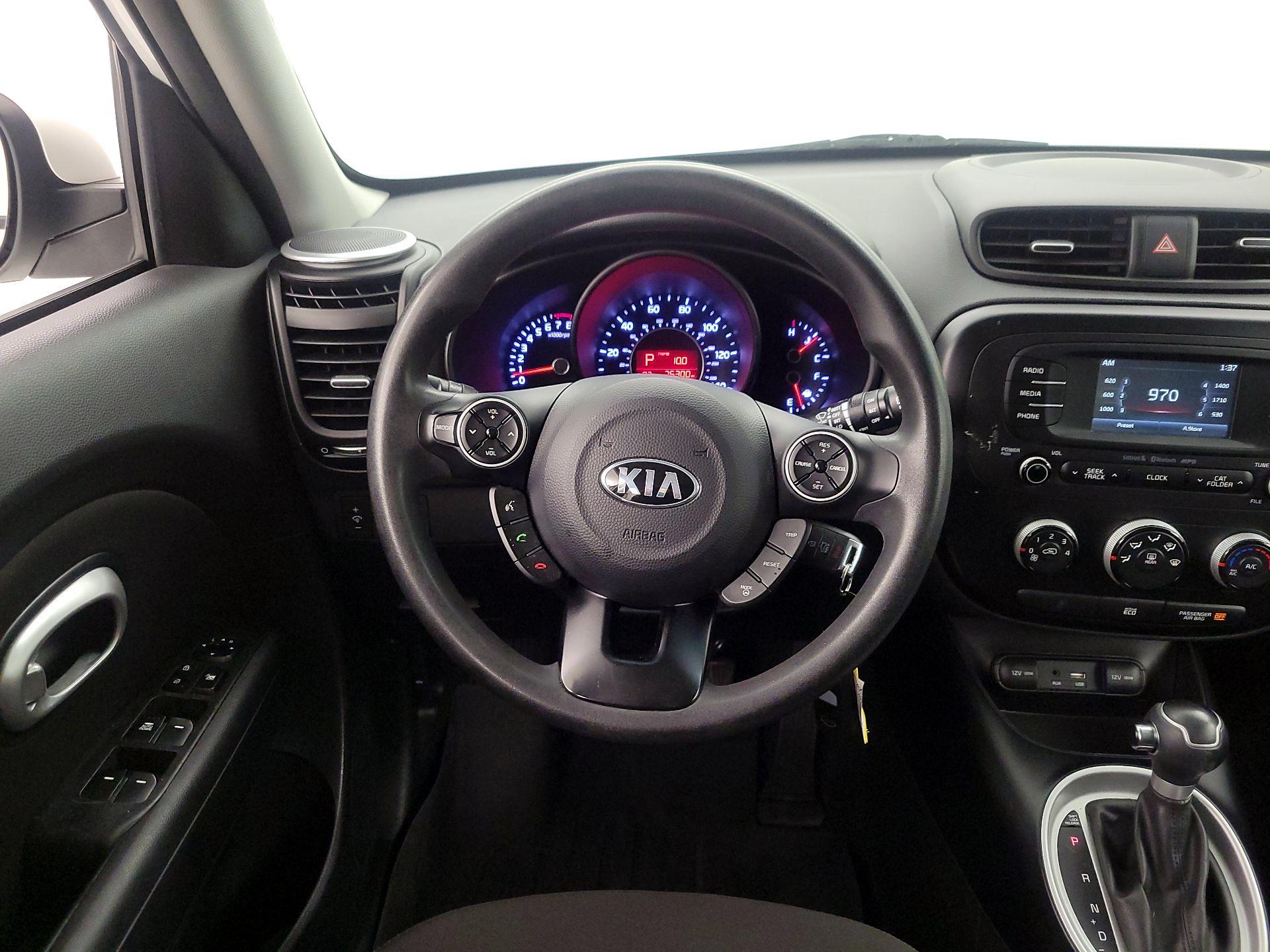 Thumbnail: 2016 Kia Soul - 10