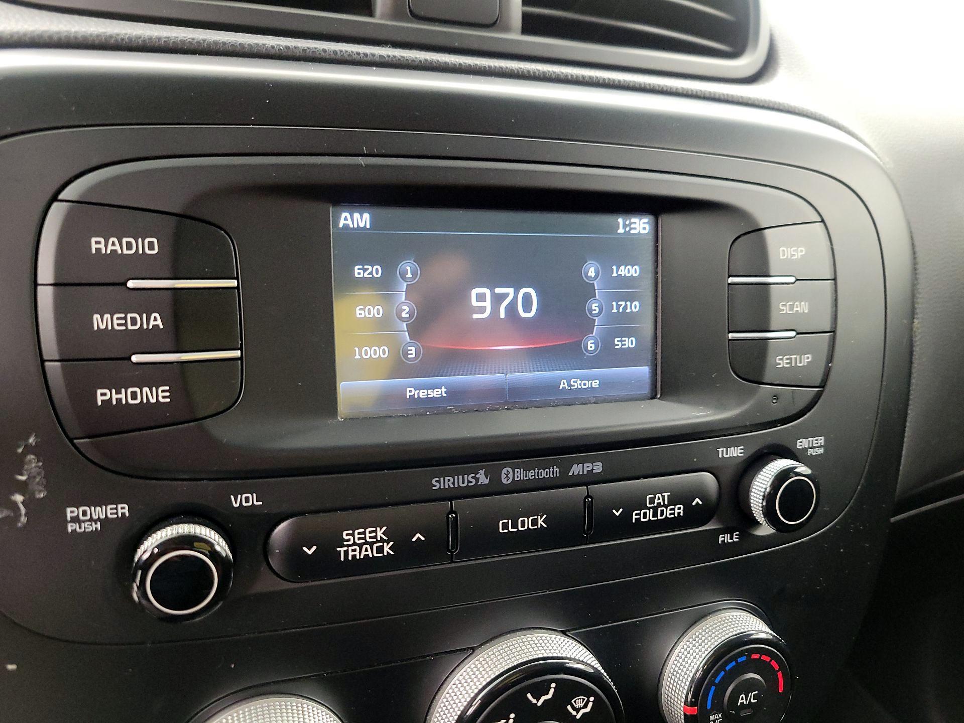 Thumbnail: 2016 Kia Soul - 15
