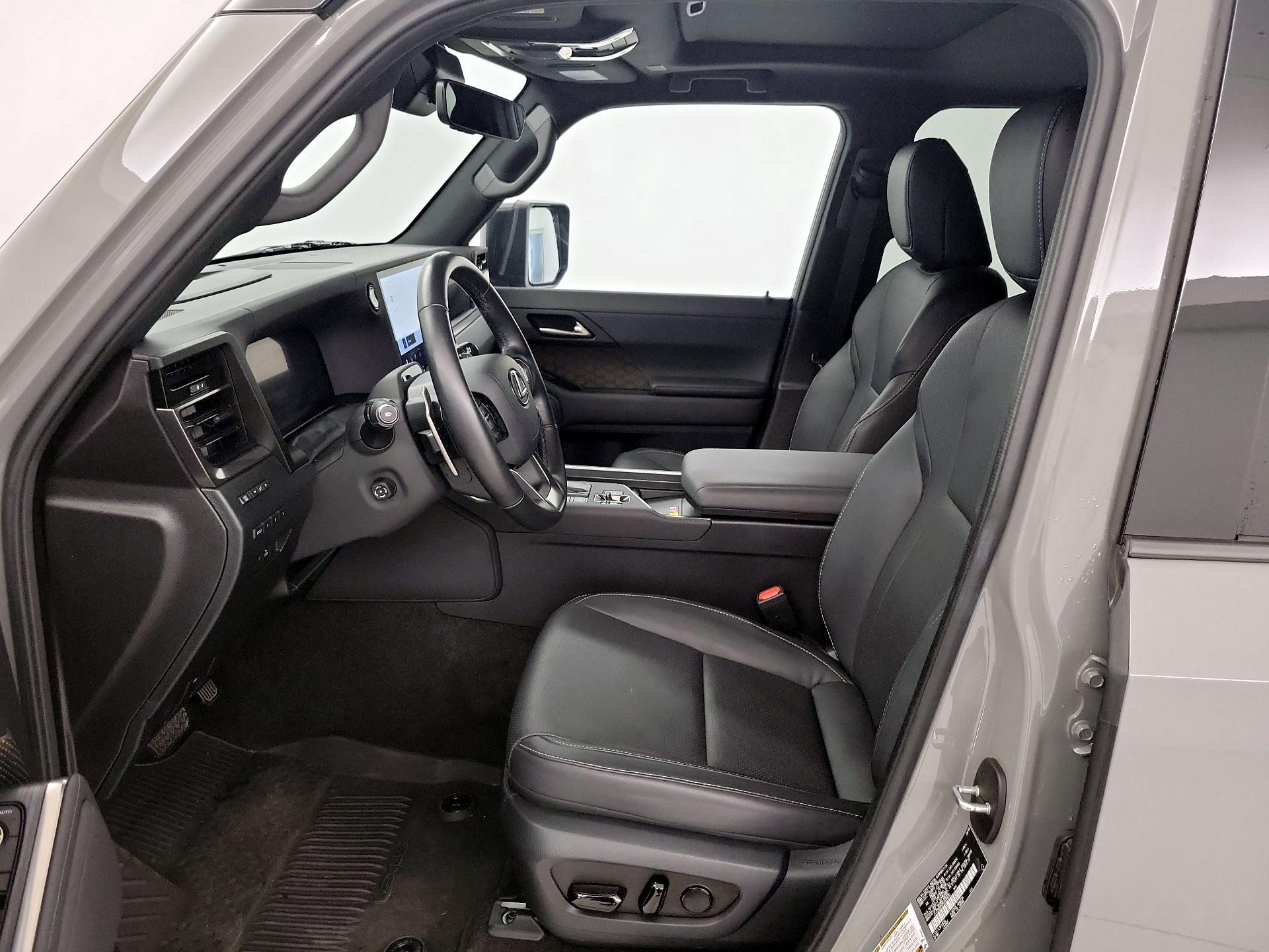 Thumbnail: 2024 Lexus GX - 11