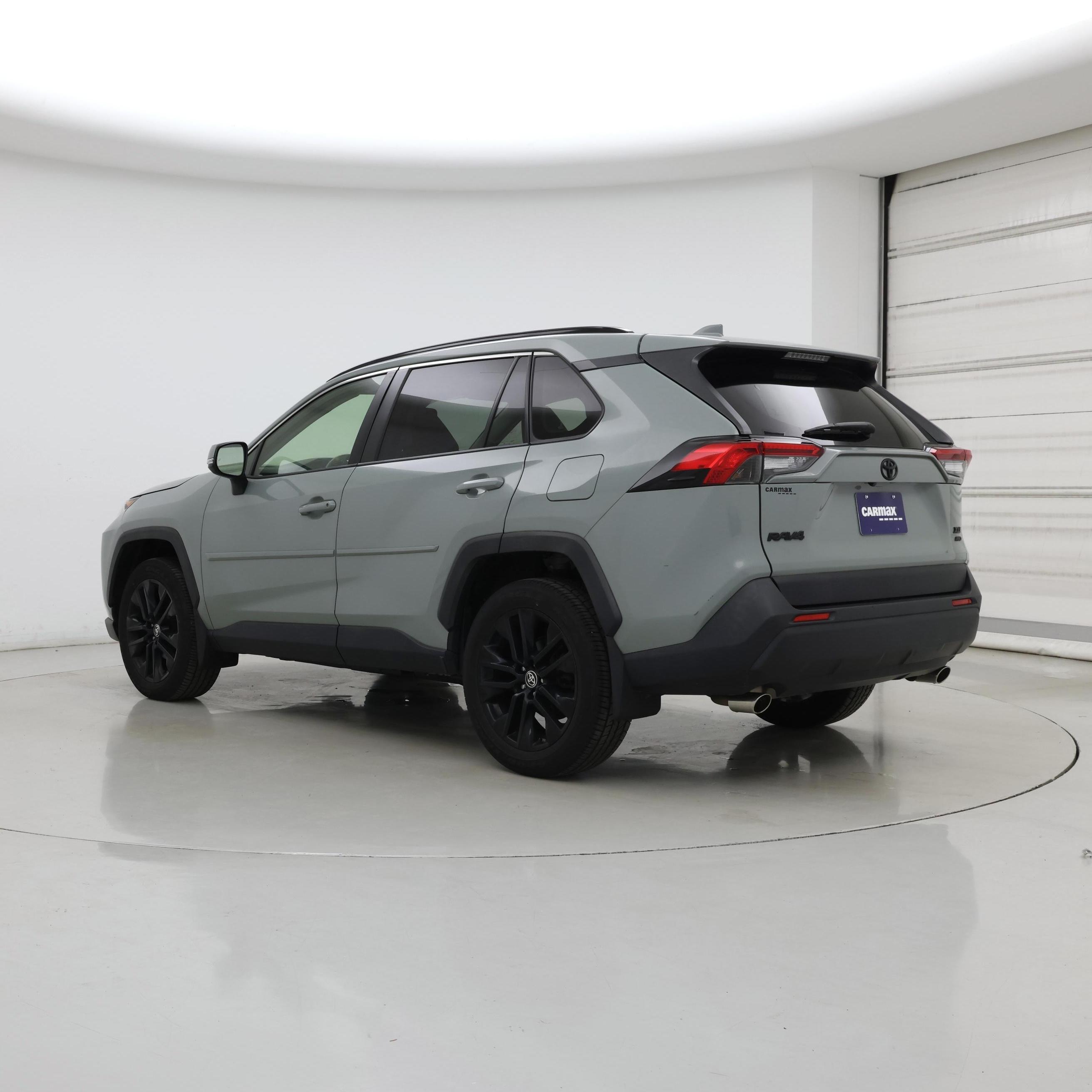 Thumbnail: 2019 Toyota RAV4 - 2