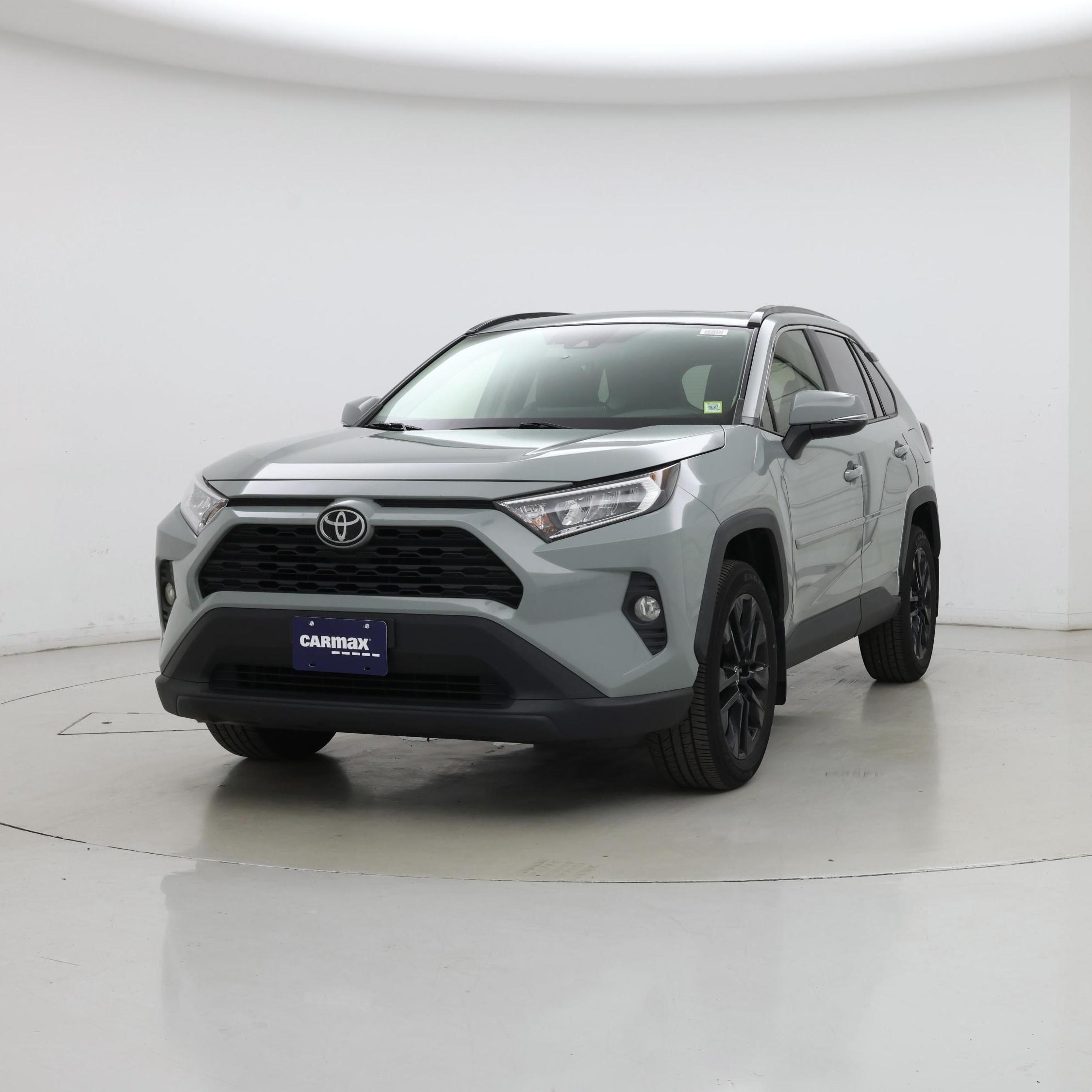 Thumbnail: 2019 Toyota RAV4 - 4