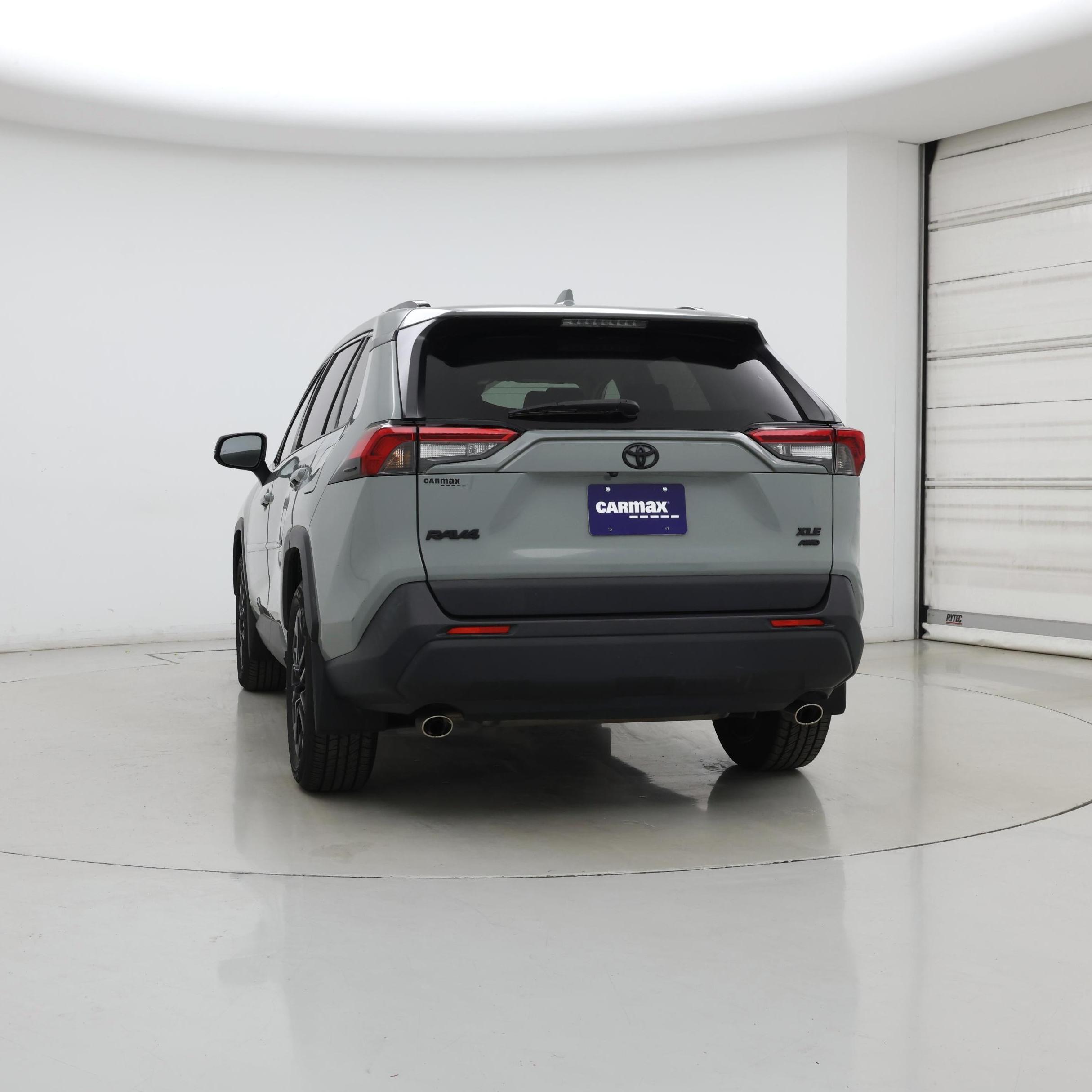 Thumbnail: 2019 Toyota RAV4 - 6