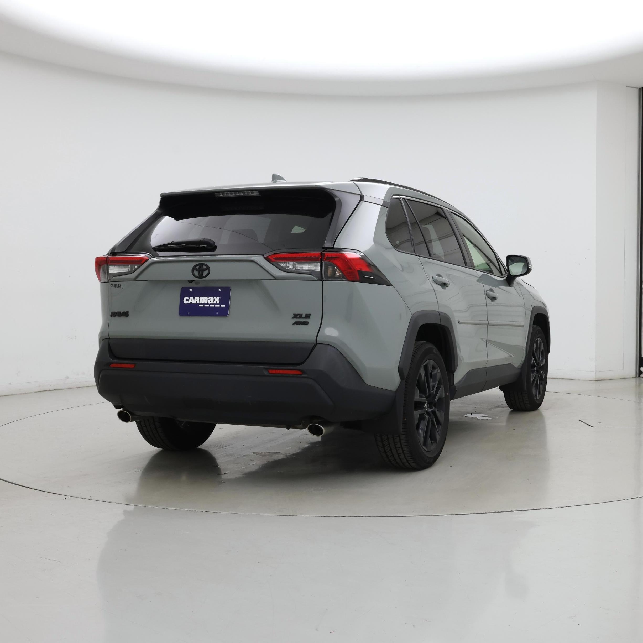Thumbnail: 2019 Toyota RAV4 - 8