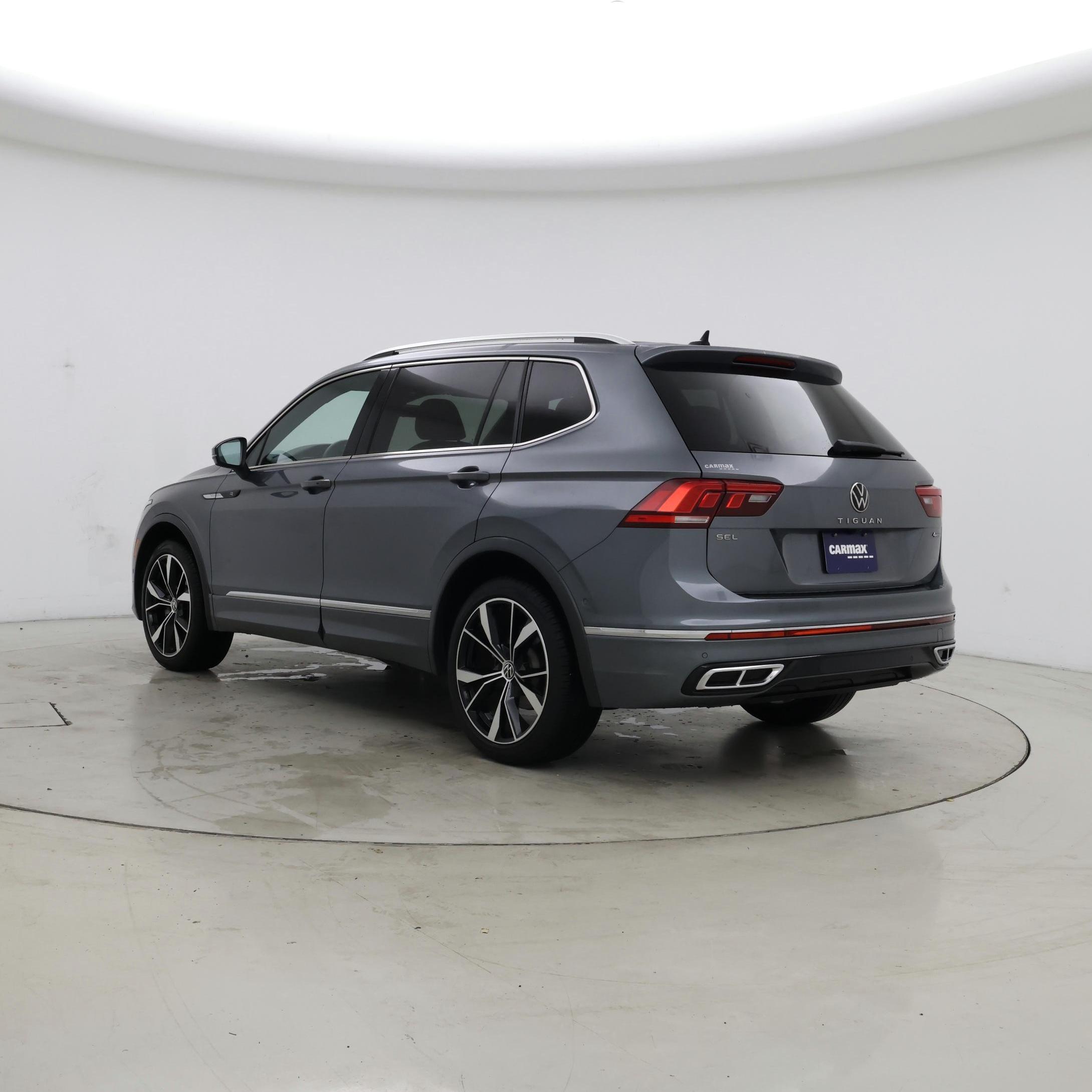 Thumbnail: 2022 Volkswagen Tiguan - 2