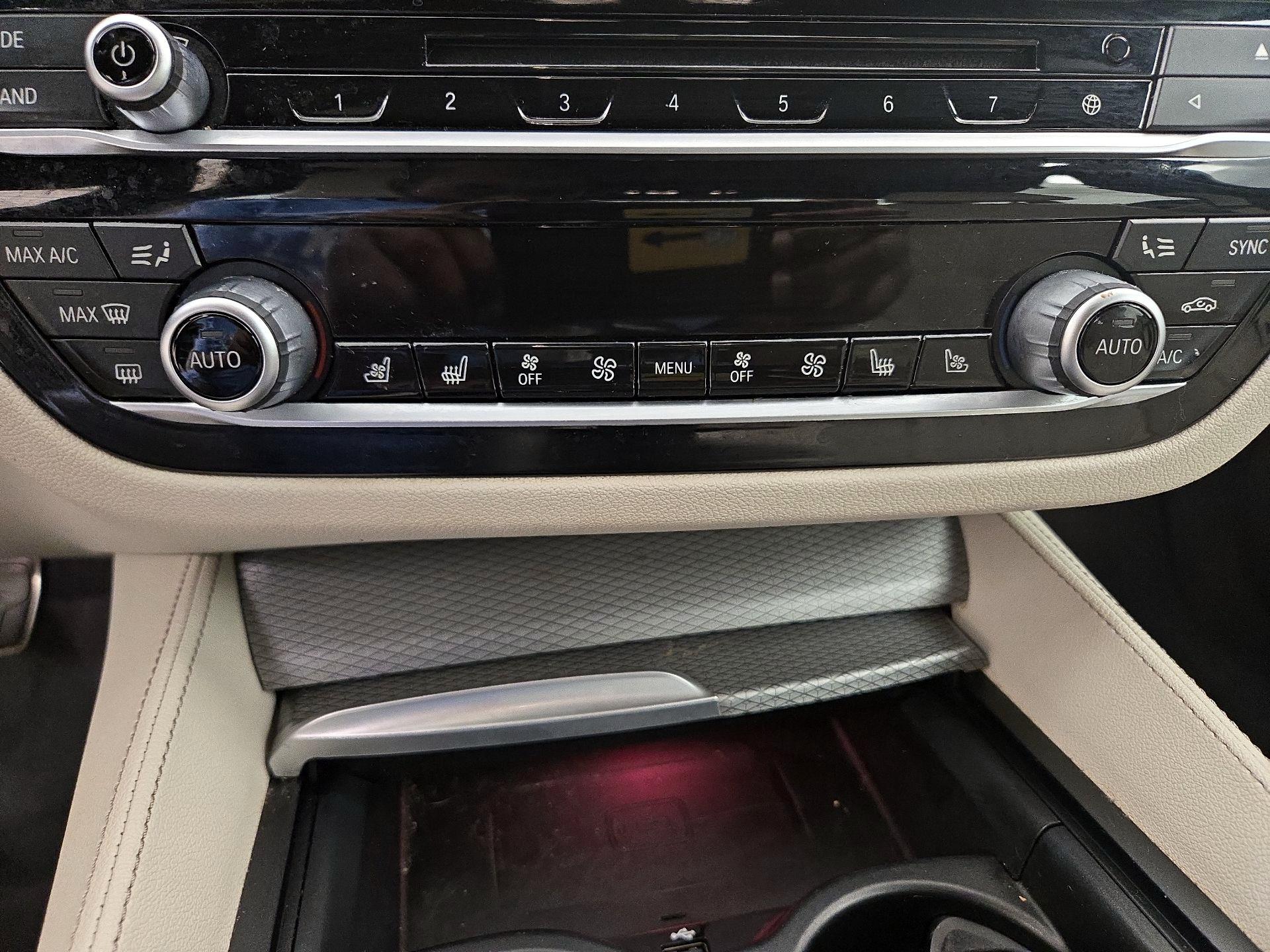 Thumbnail: 2019 BMW 5 Series - 17