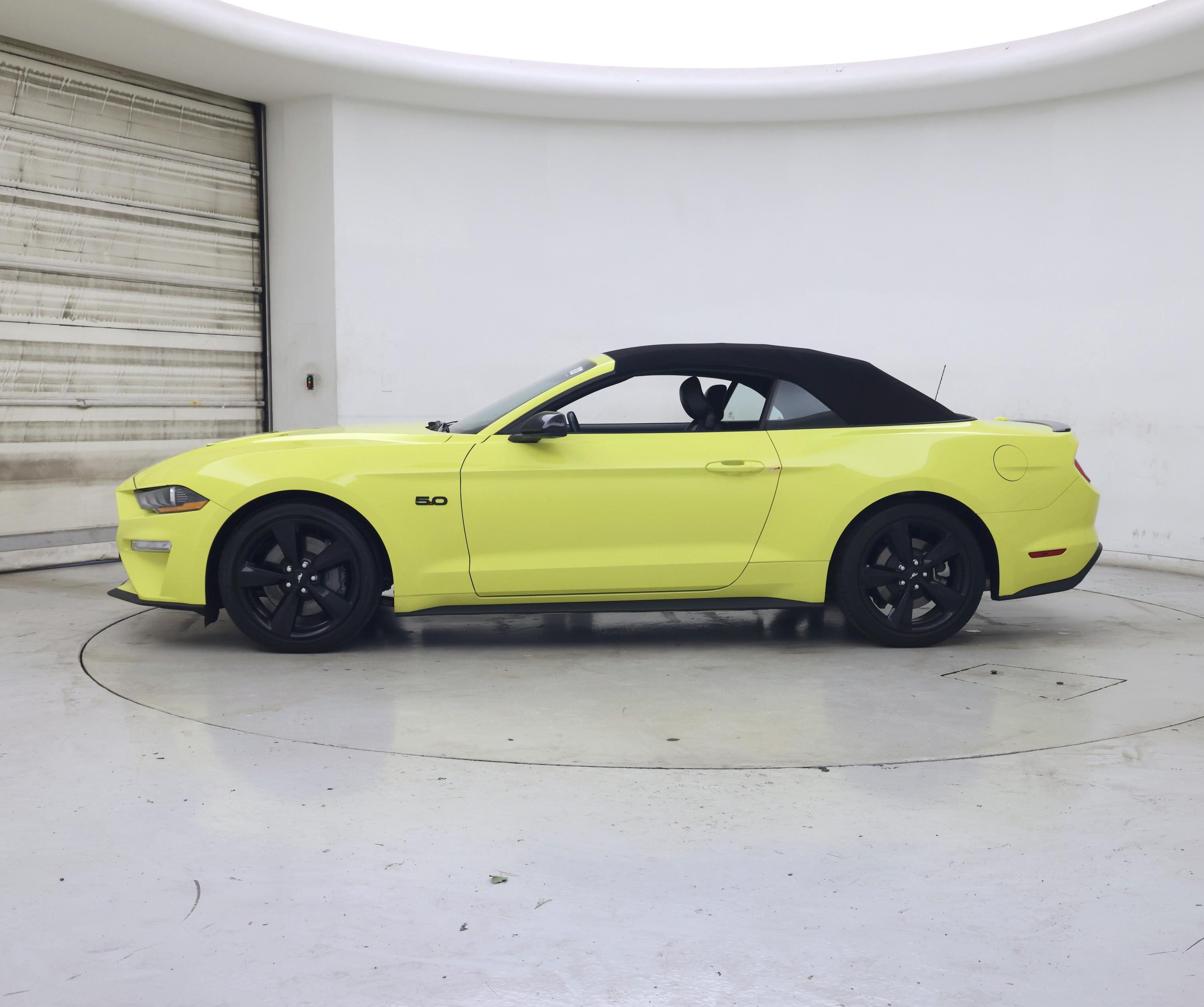 Thumbnail: 2021 Ford Mustang - 3