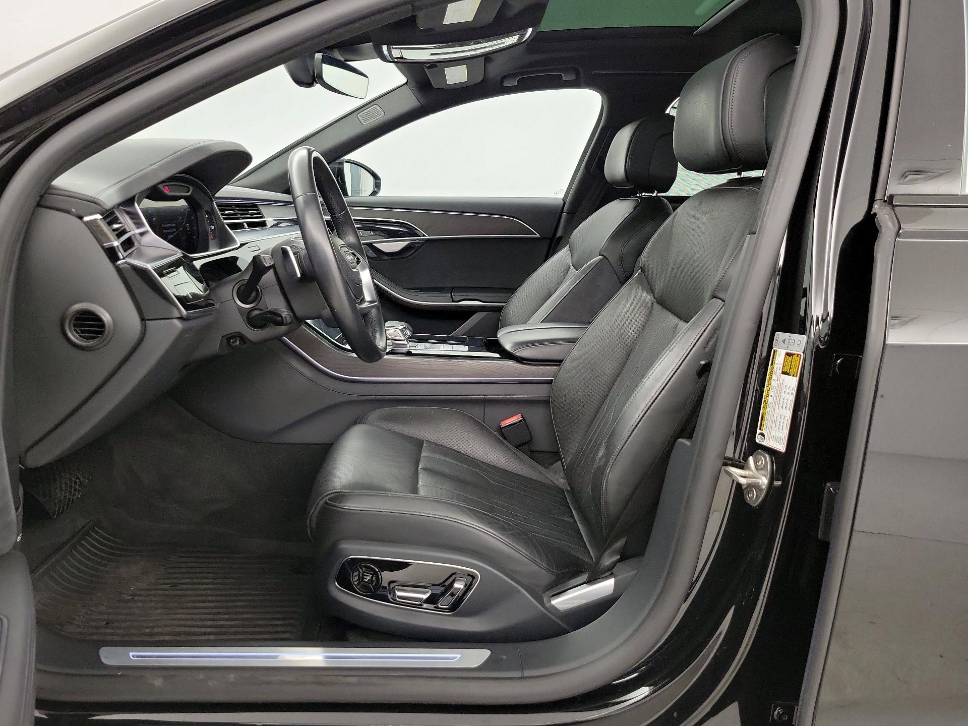 Thumbnail: 2022 Audi A8 - 11