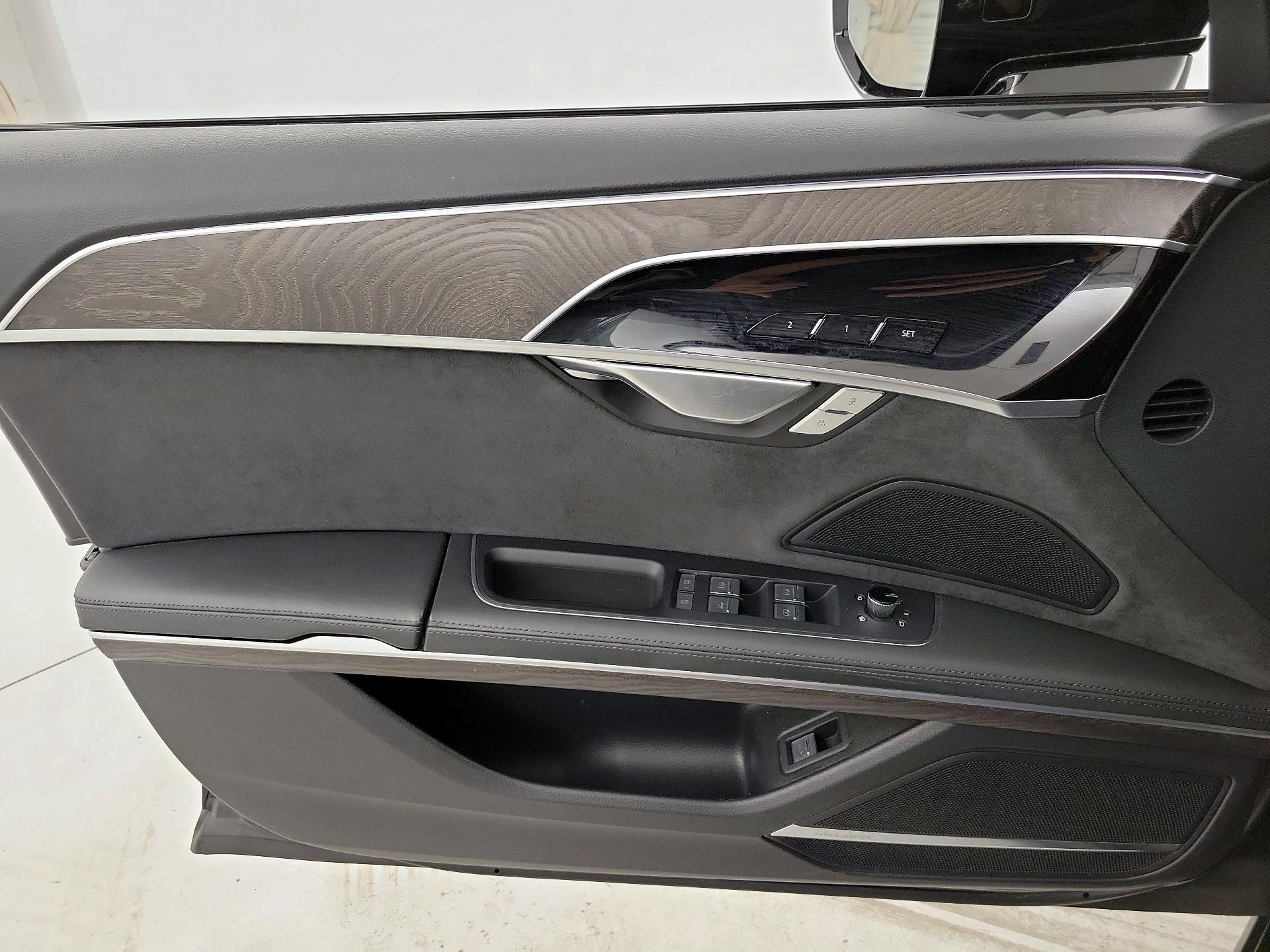 Thumbnail: 2022 Audi A8 - 12