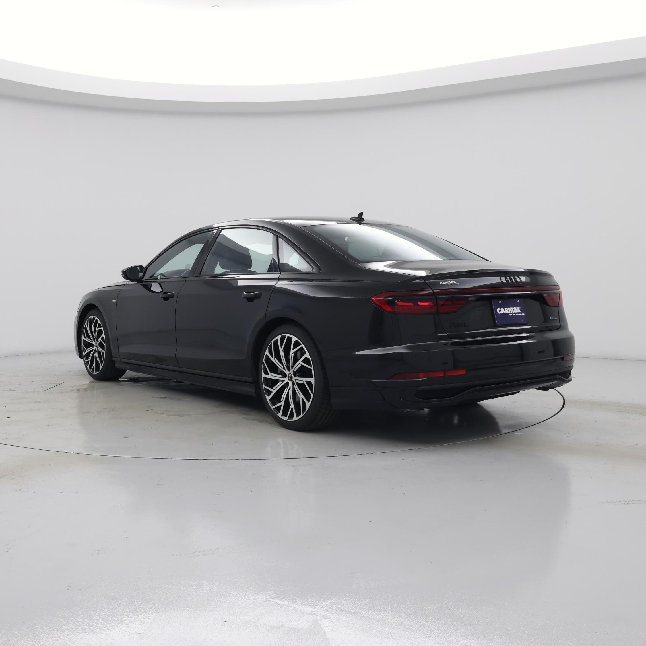 Thumbnail: 2022 Audi A8 - 2