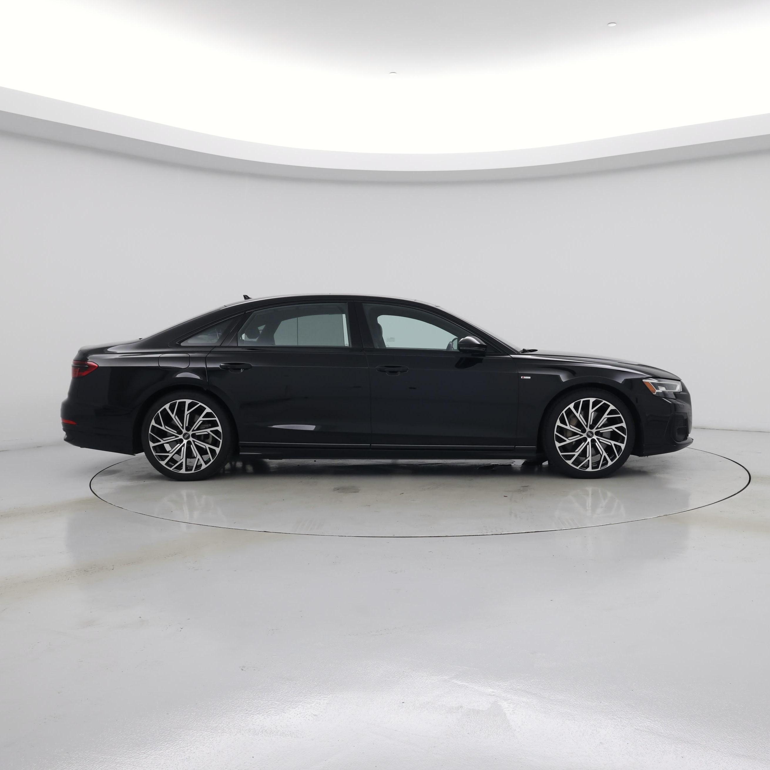 Thumbnail: 2022 Audi A8 - 7