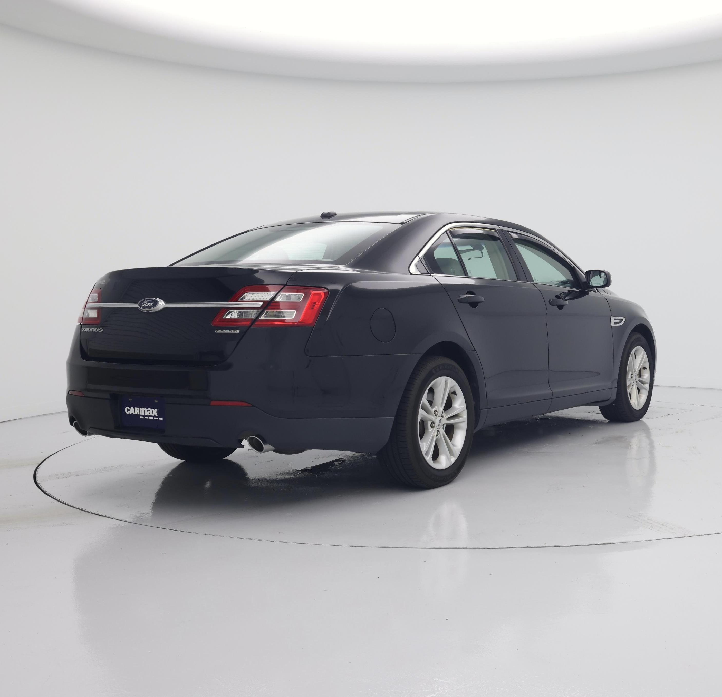 Thumbnail: 2017 Ford Taurus - 8