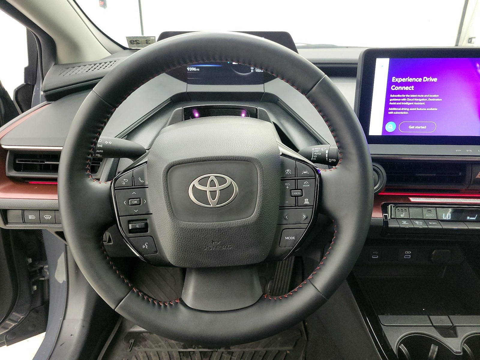 2024 Toyota Prius Prime XSE - Photo 11
