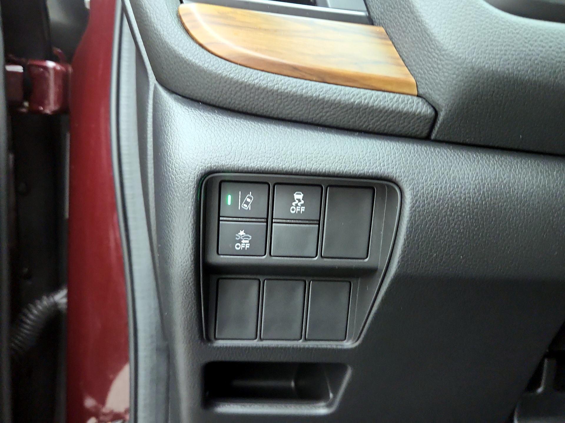 Thumbnail: 2018 Honda CR-V - 13