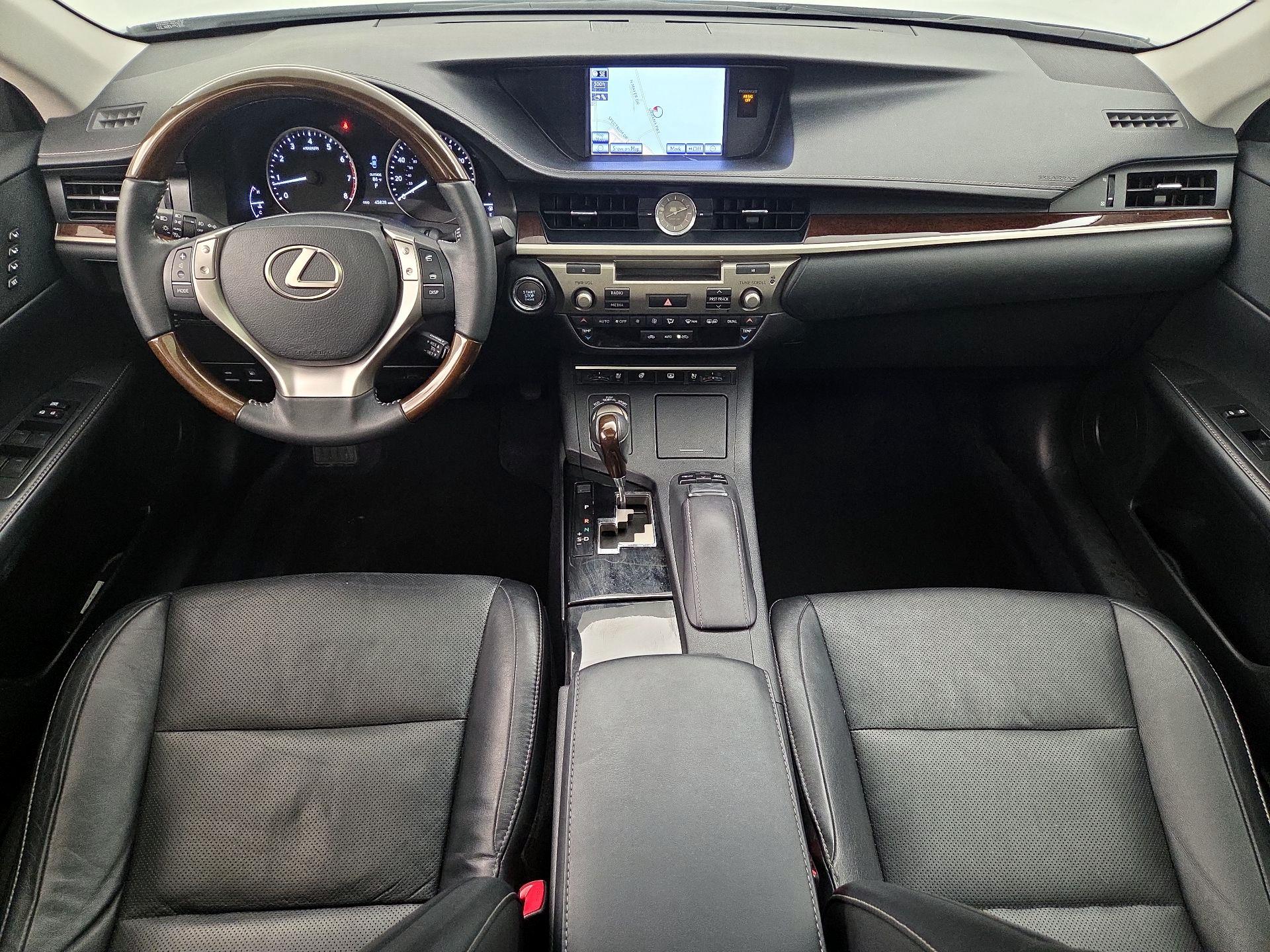 Thumbnail: 2014 Lexus ES - 9